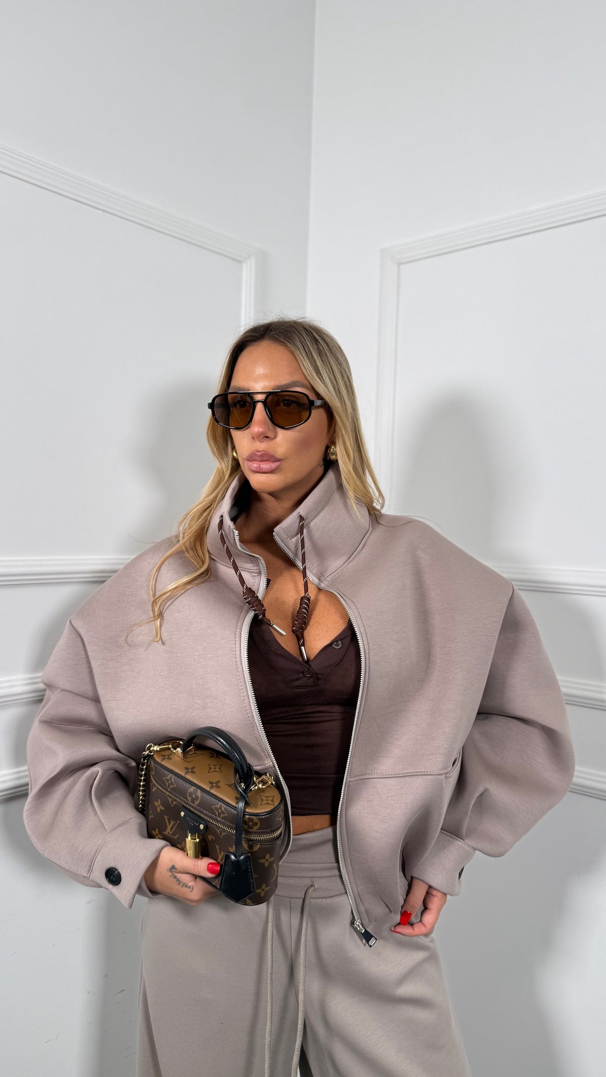 Giubbino in felpa neoprene Elena taupe m8829
