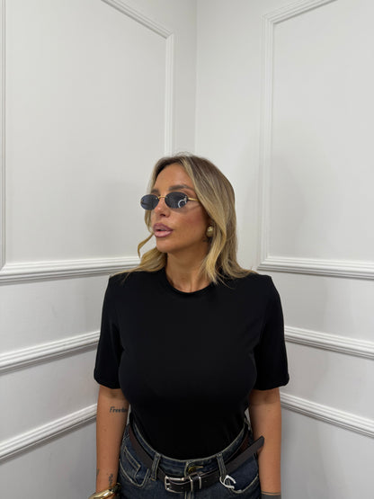 T-shirt con spalline lunghezza basic nera 5058