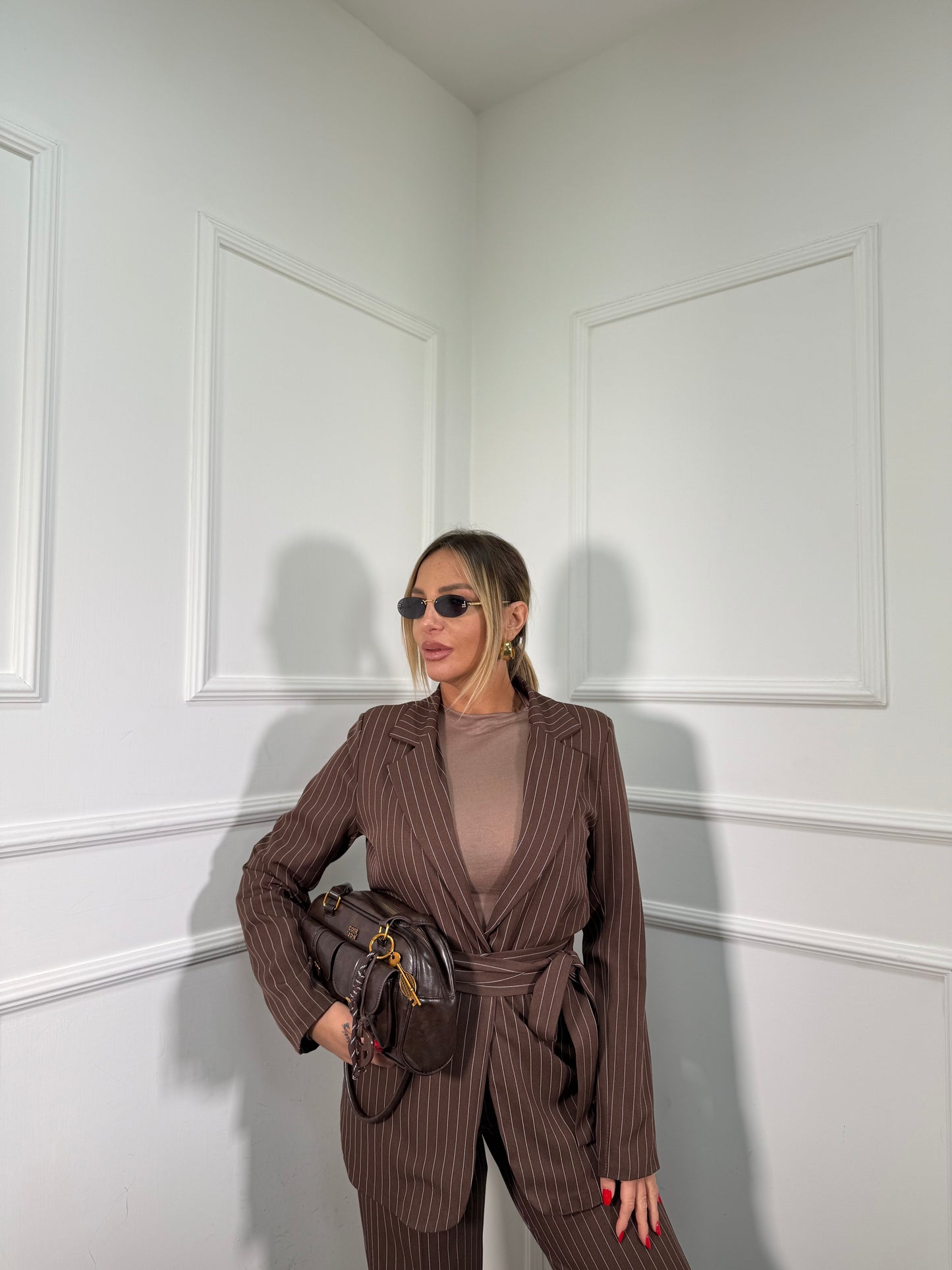 Tailleur gessato Katrin cacao 30575