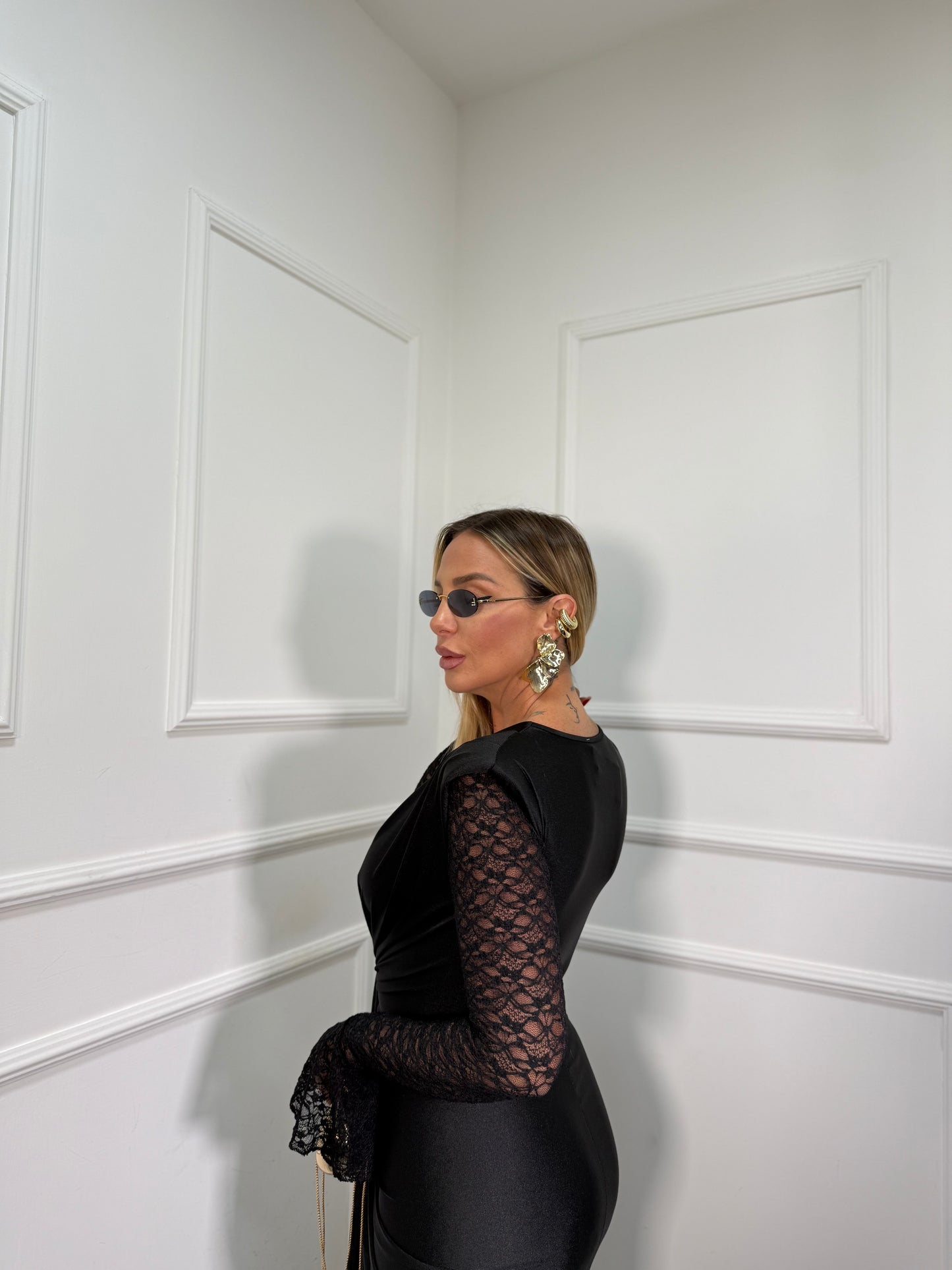 Abito midi con maniche in pizzo Sensual nero 6336