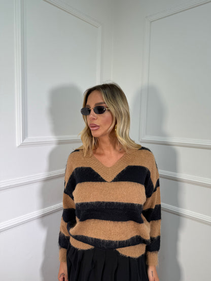Maglioncino scollo a V in lana cotta Soft caramello/nero 3055