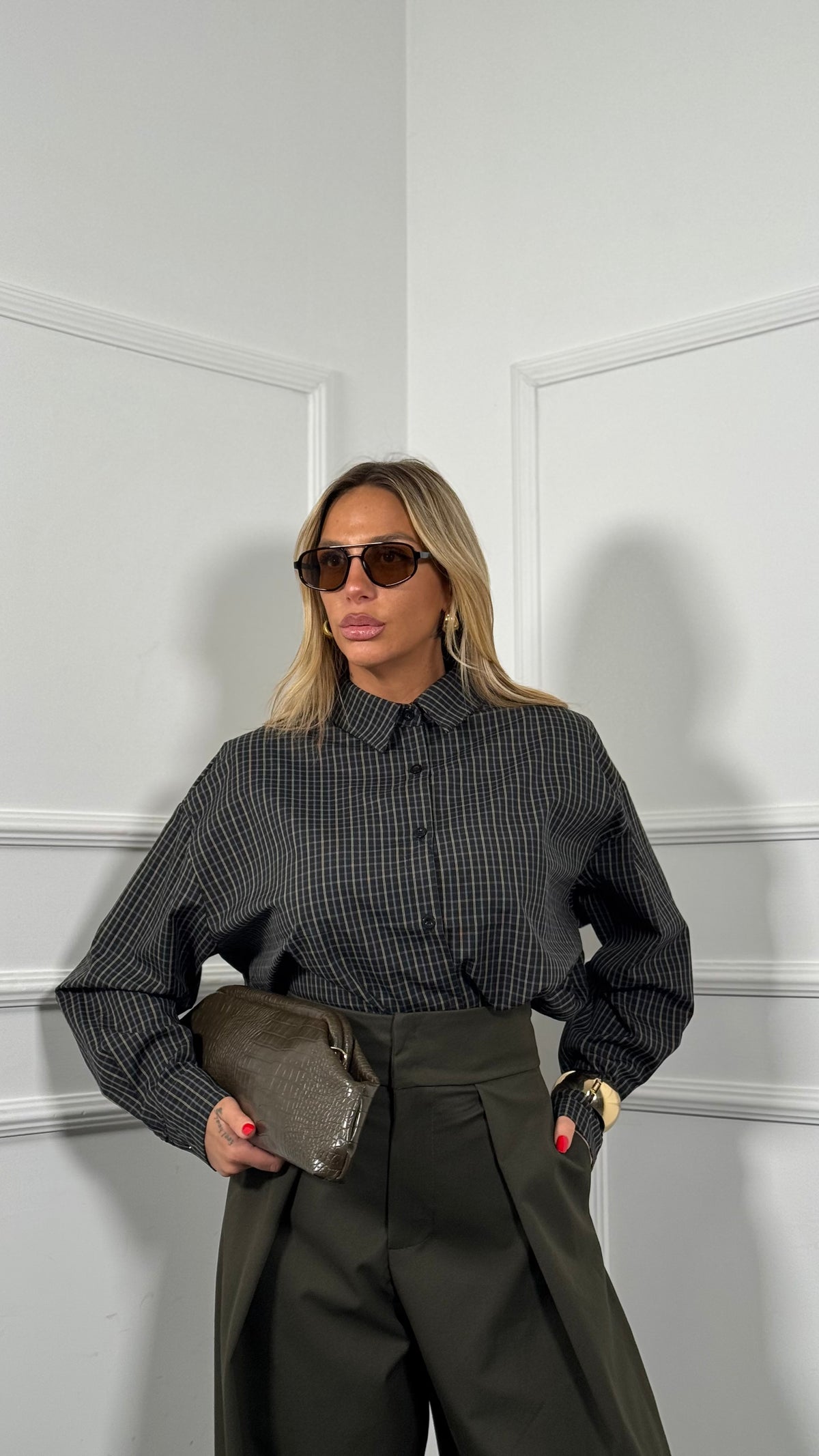 Camicia a quadretti con spalline Essential nera 2824