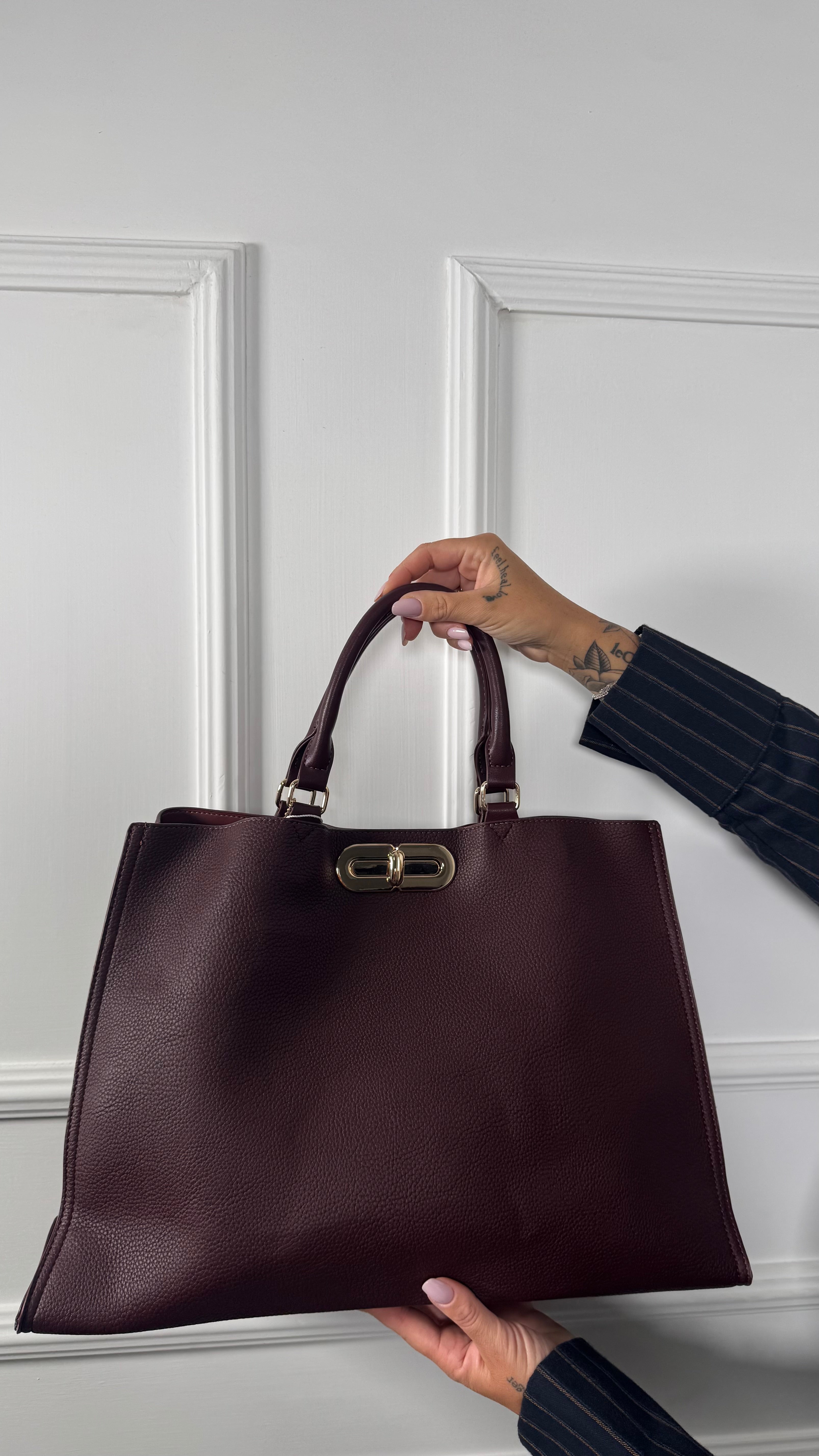 Borsa maxi trapezio ecopelle bordeaux