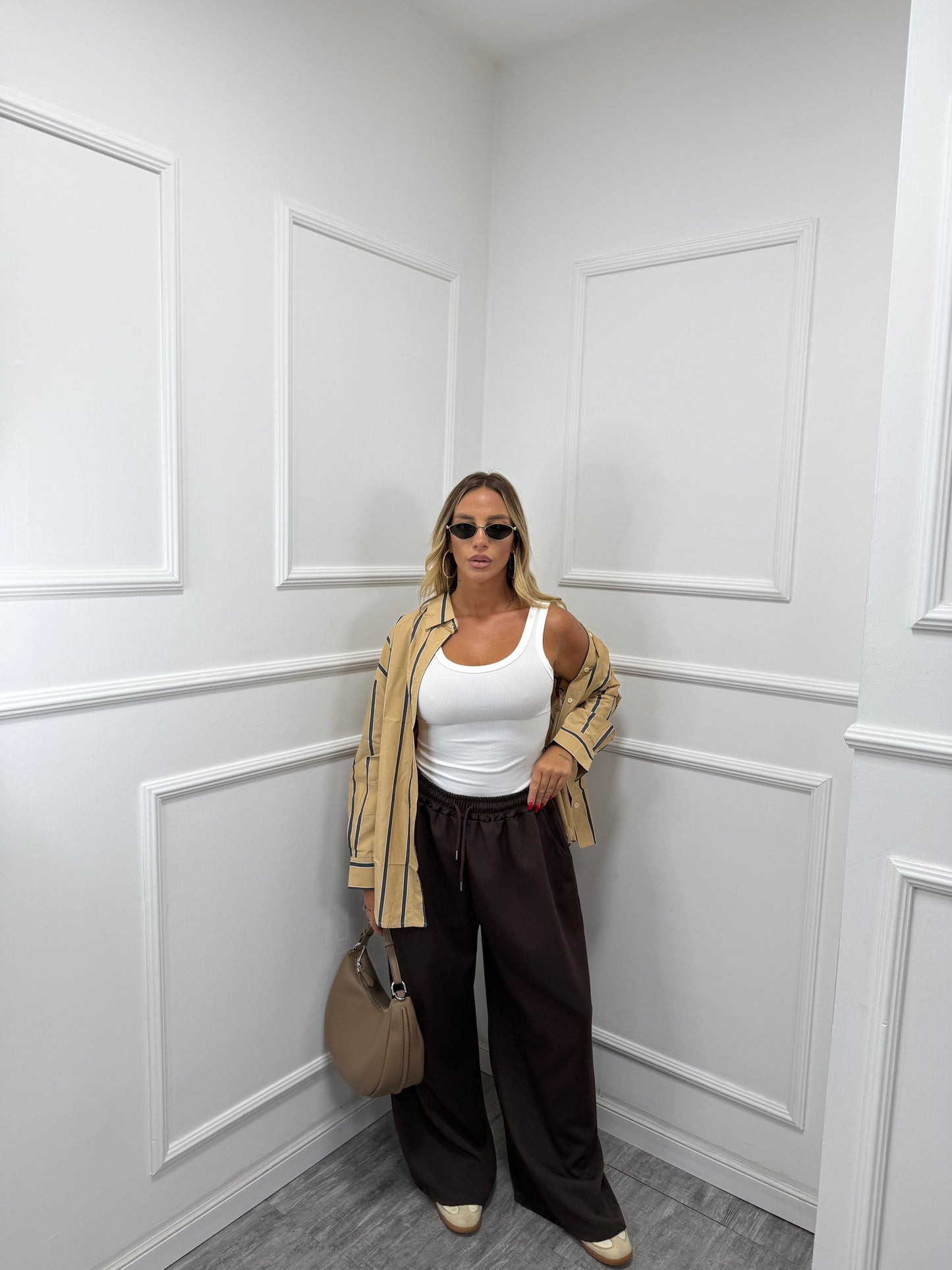 Camicia oversize a righe Gabry cappuccino/nera 3033