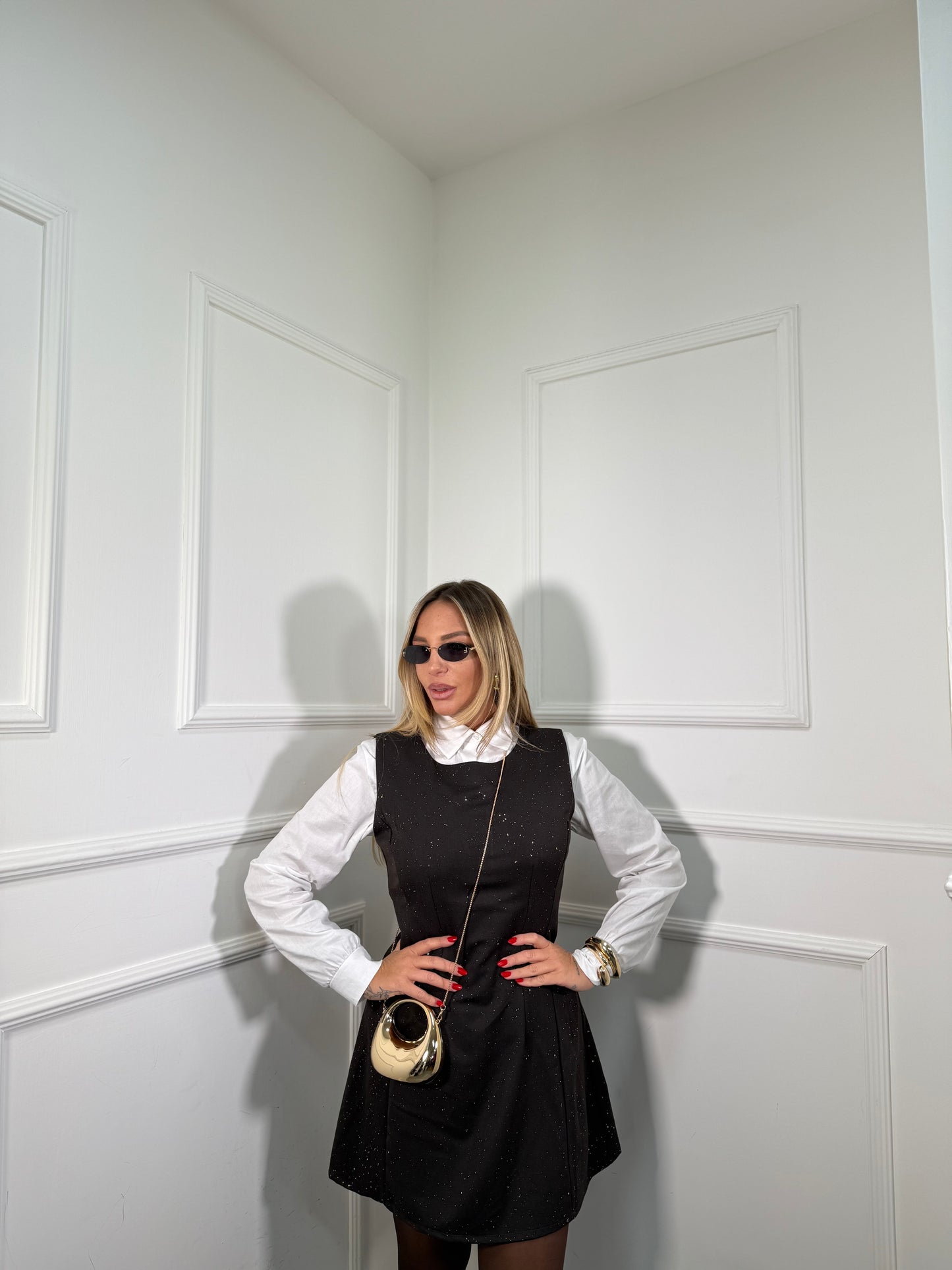 Abito smanicato con micro strass Kety cioccolato my58399