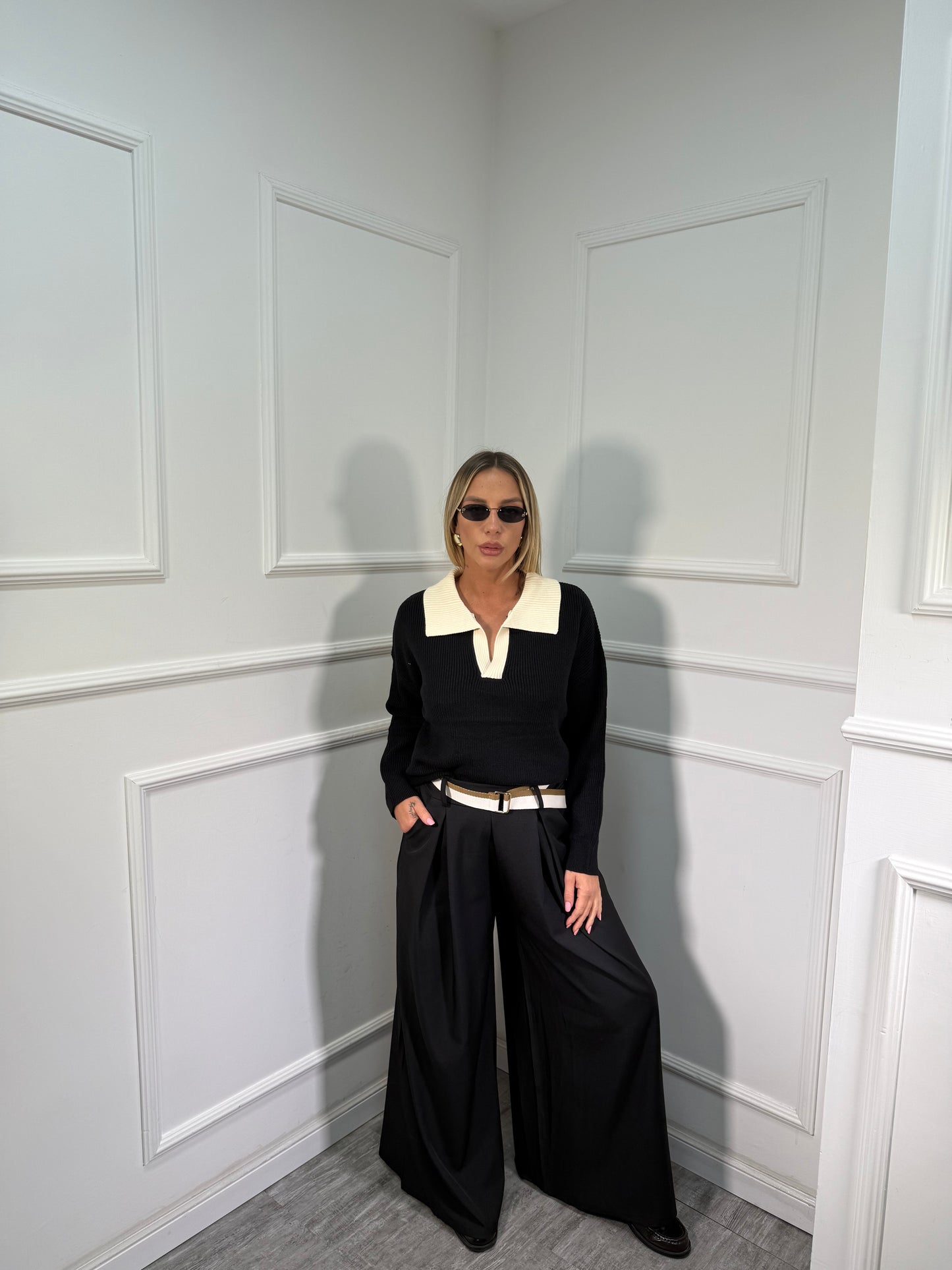 Pantaloni palazzo con cintura nero 10226