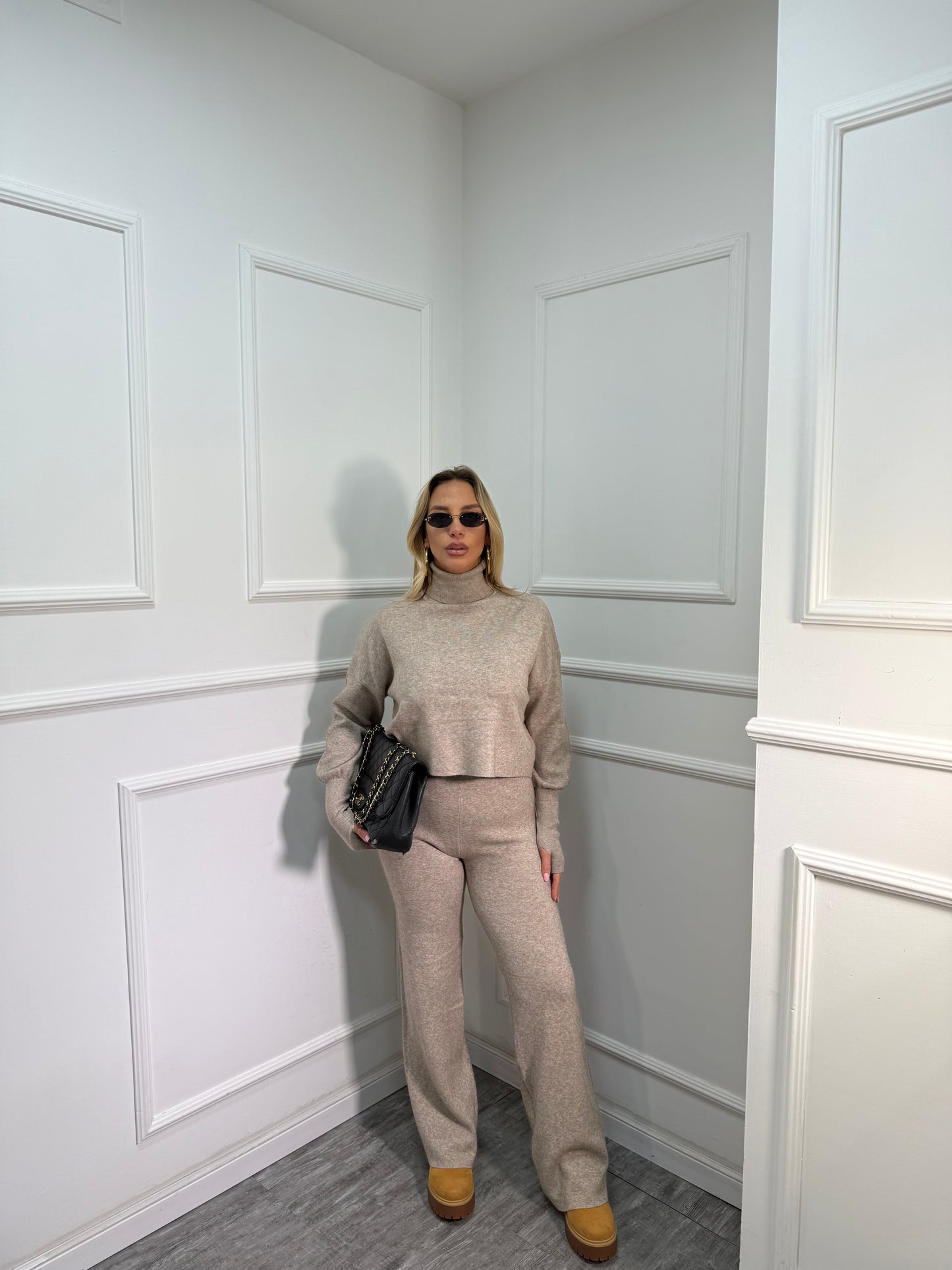 Coordinato lana rasata collo alto Alaska taupe g106