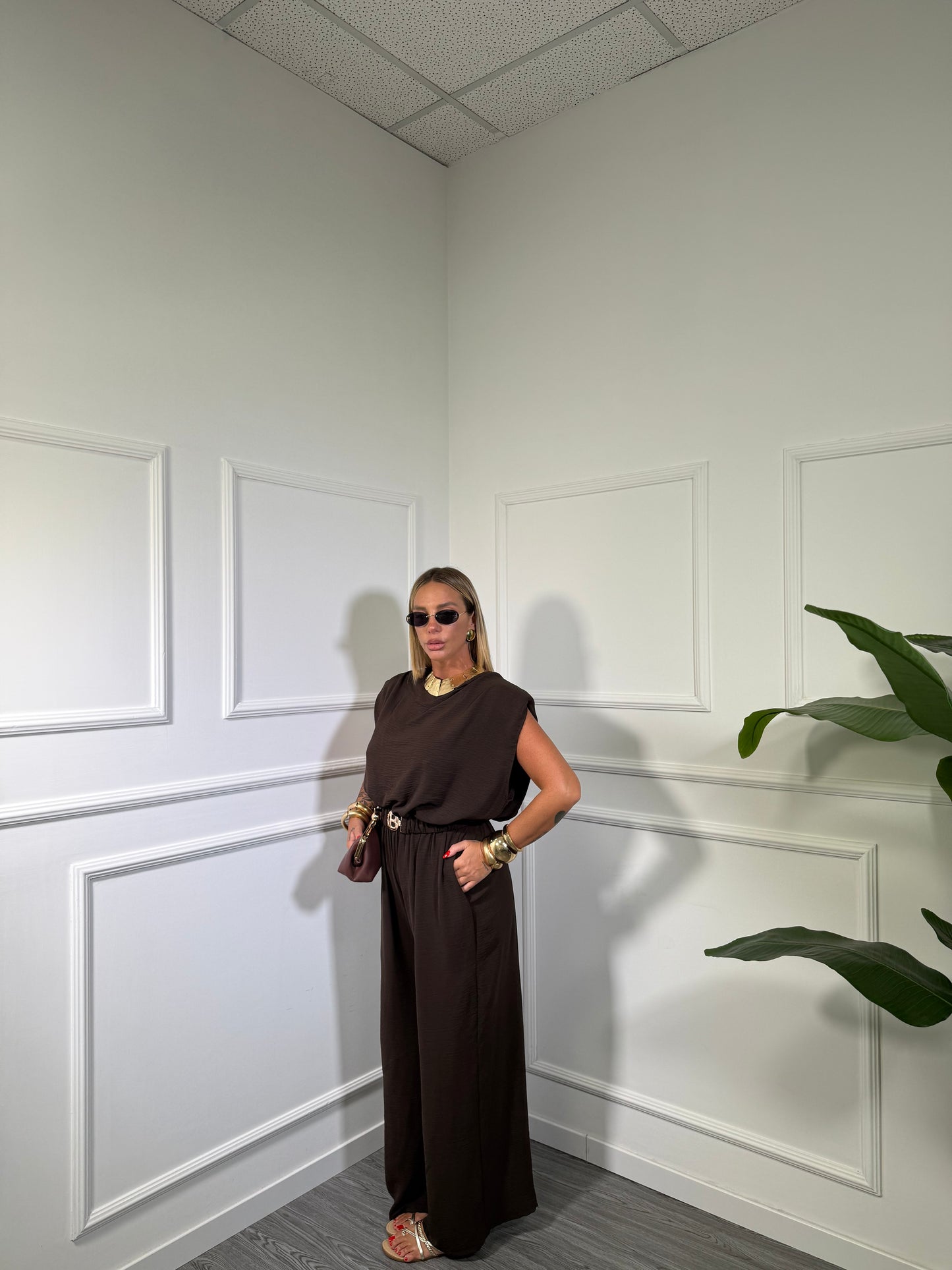 Jumpsuit in viscosa con cintura (CURVY) cioccolato in125431