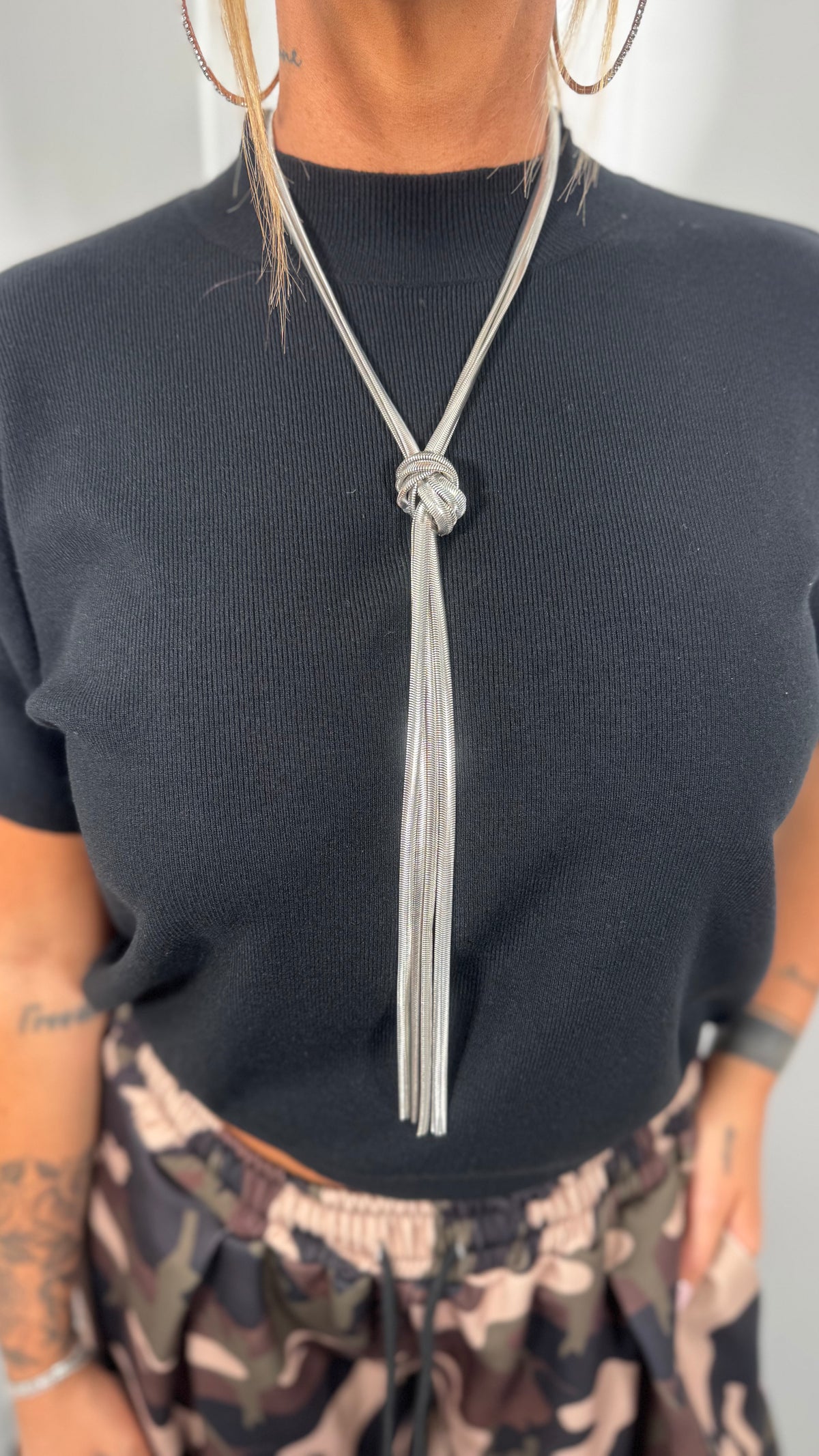 Collana pendente con nodo (vari colori)