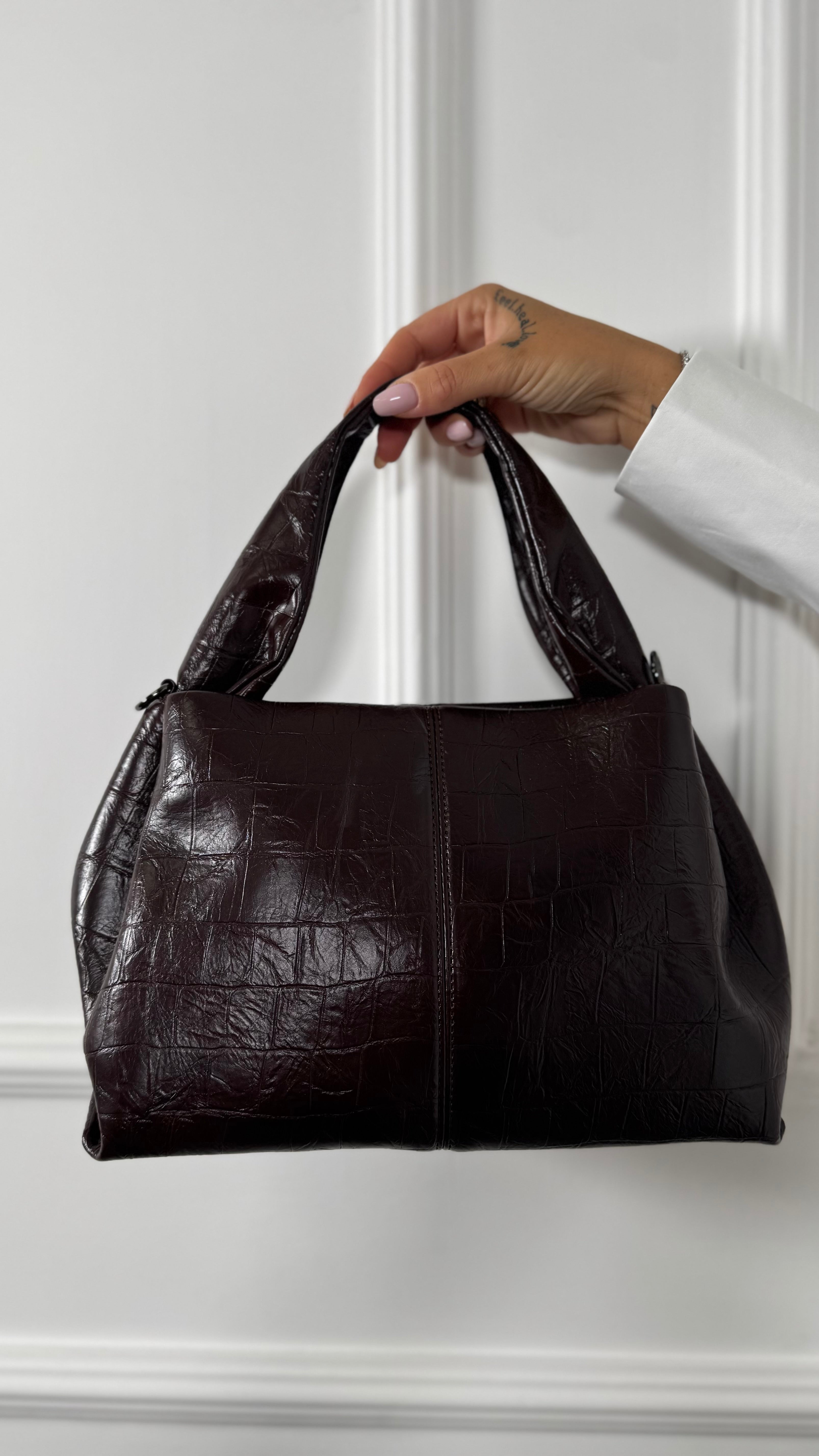 Borsa ecopelle effetto coccodrillo testa di moro