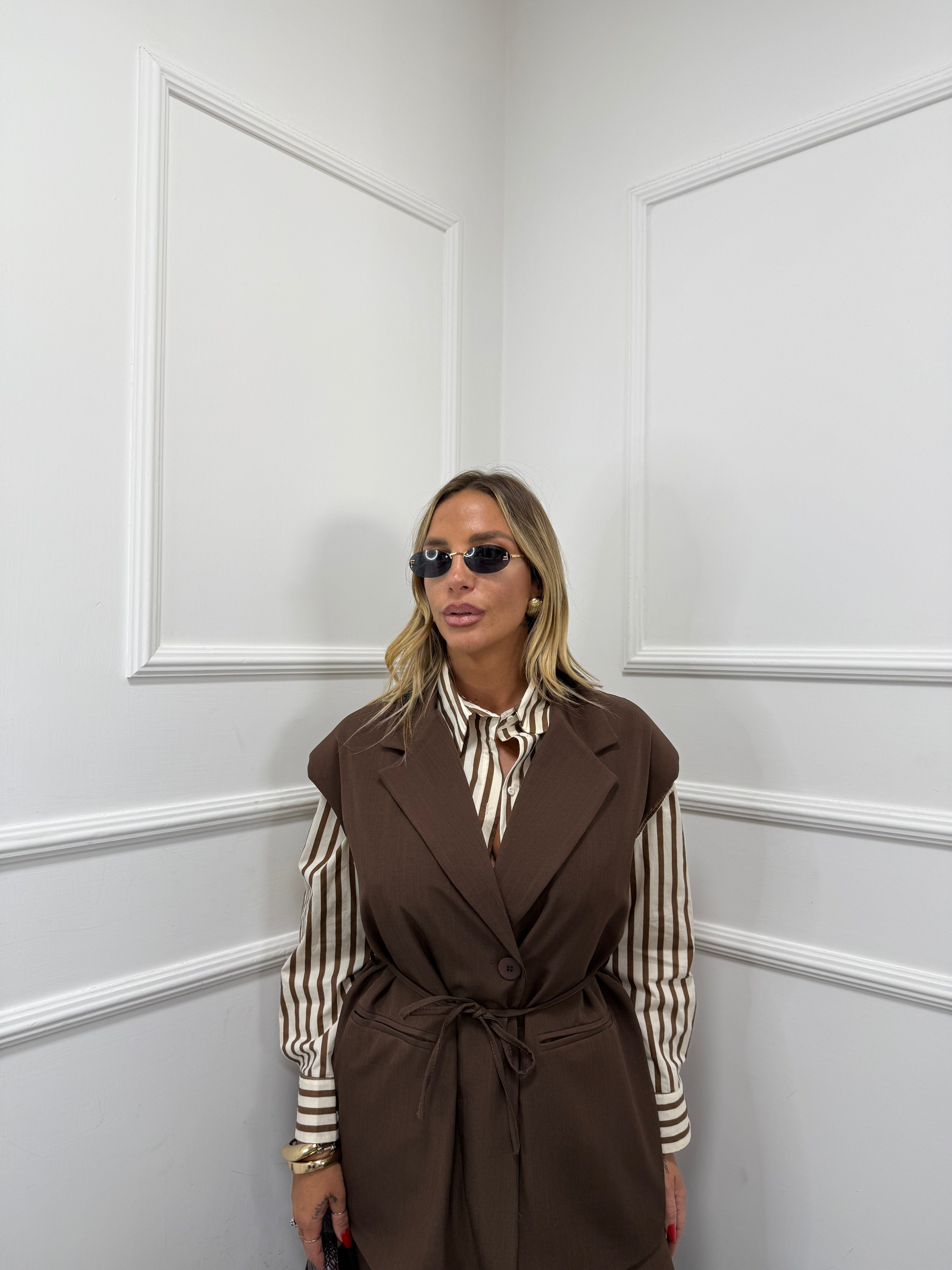 Tailleur con spalline Catrine cioccolato