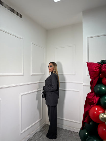 Tailleur con spalline Kendra grigio antracite m10114