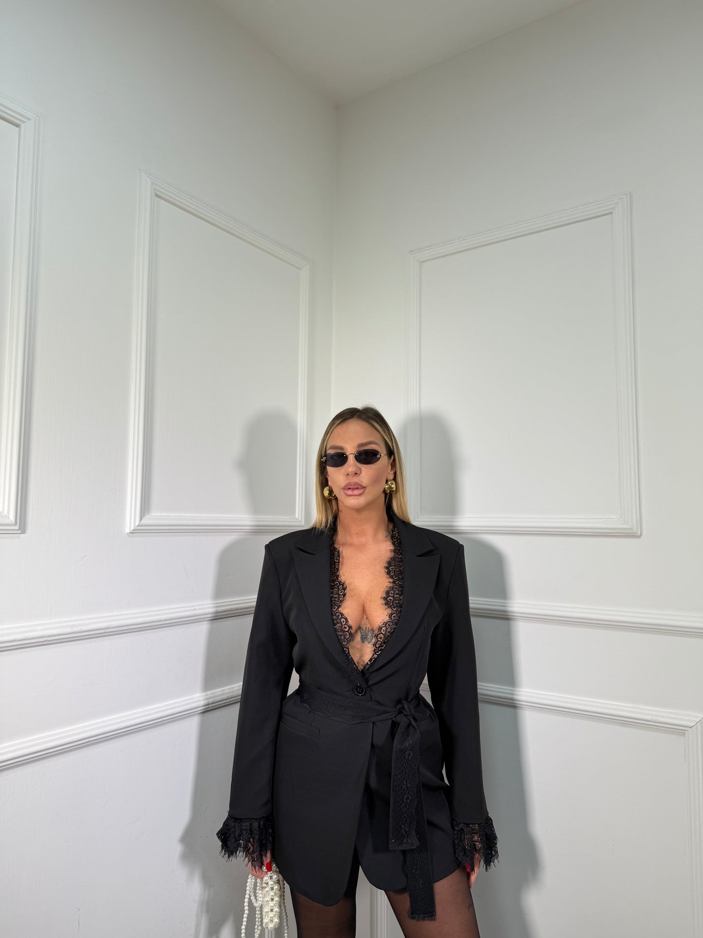 Abito giacca con pizzo Selena nero 25180