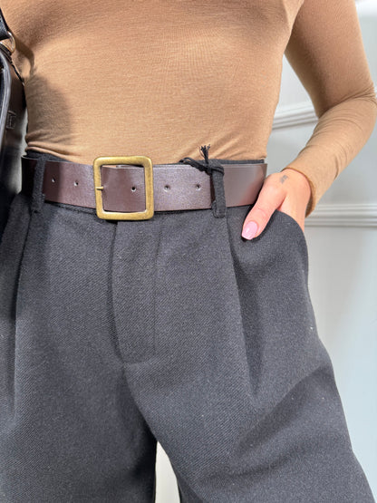 Bermuda in lana con cintura Bradley by justwest nero 2664p