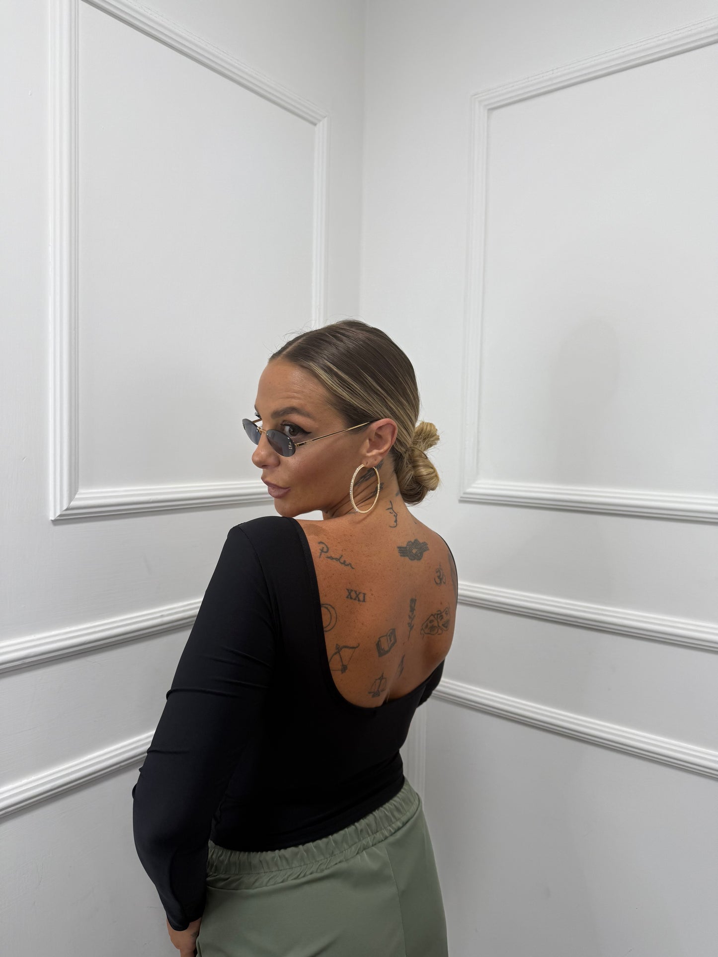 Shirt in lycra scollo squadrato nero 16378