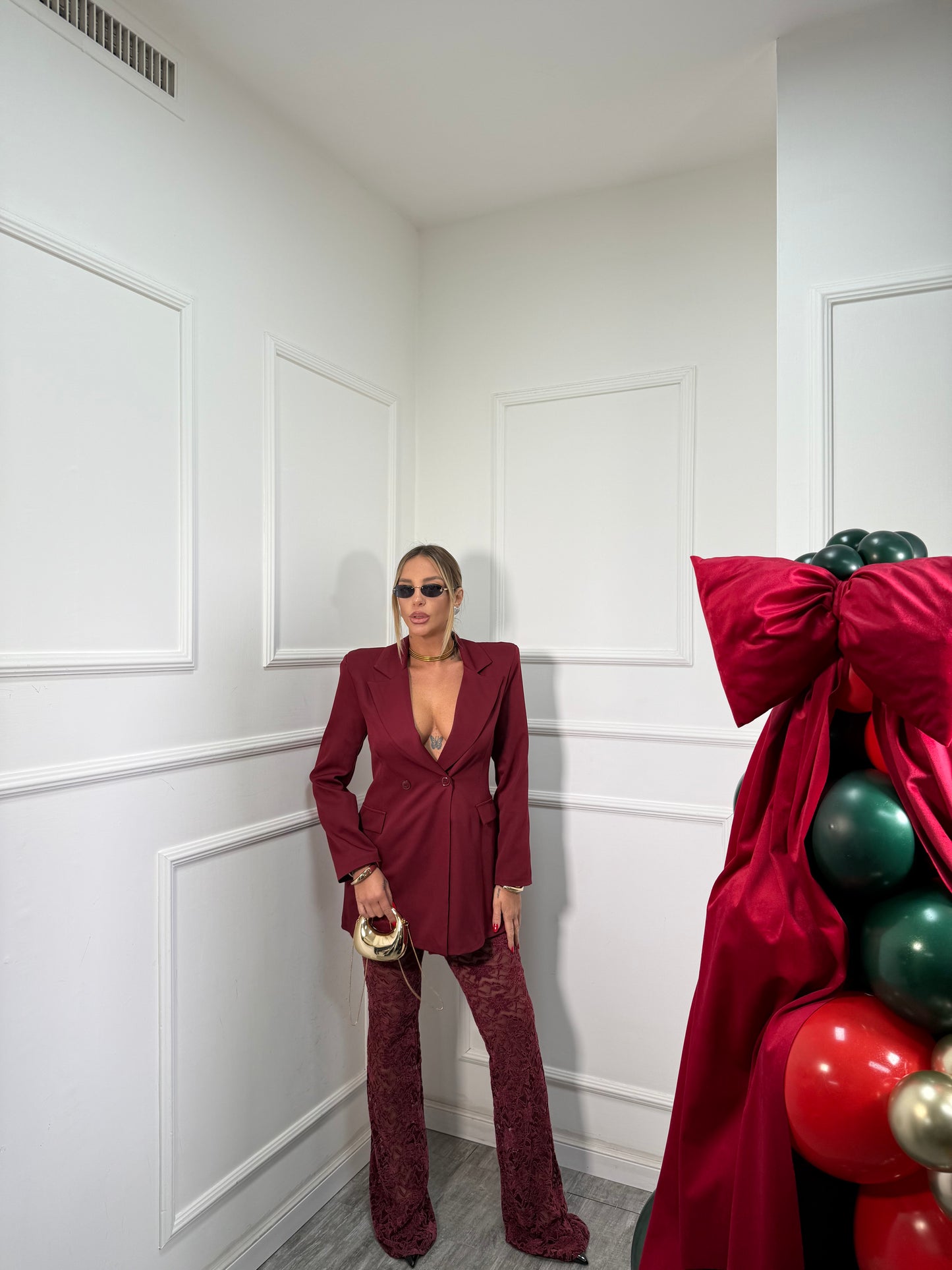 Pantaloni a zampa in pizzo e velluto con culotte bordeaux 5761