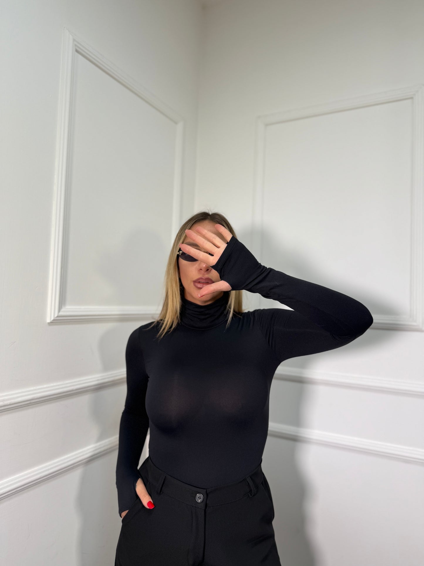 Shirt collo alto in lycra Benny nera 16576