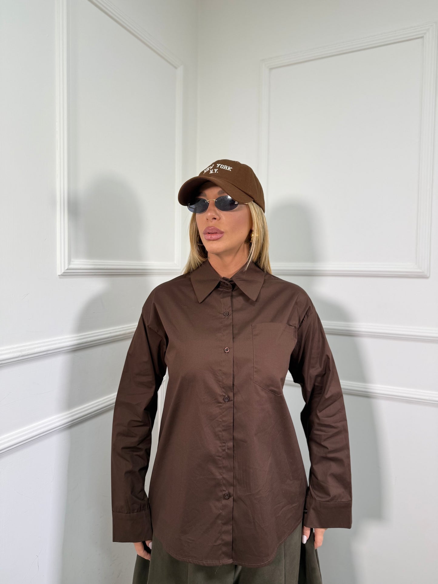 Camicia in cotone oversize Basic cioccolato 22588