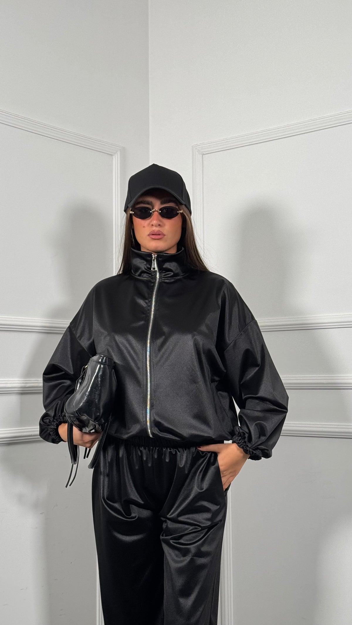 Coordinato tuta in raso Glow nero m8776