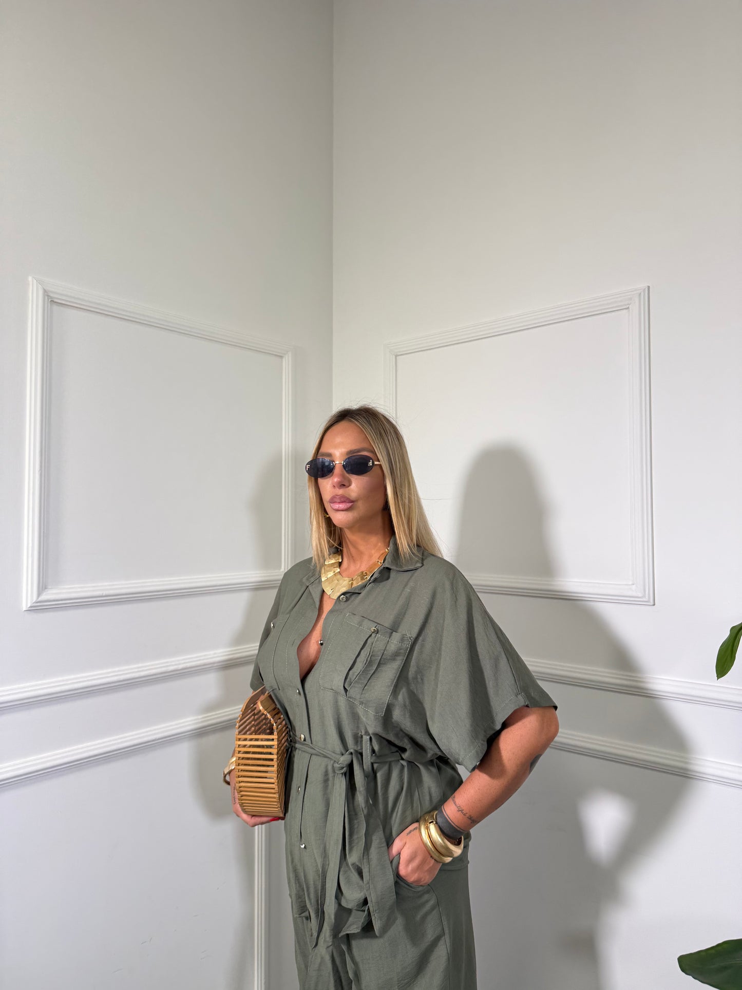 Coordinato in viscosa Jilly verde militare 2136
