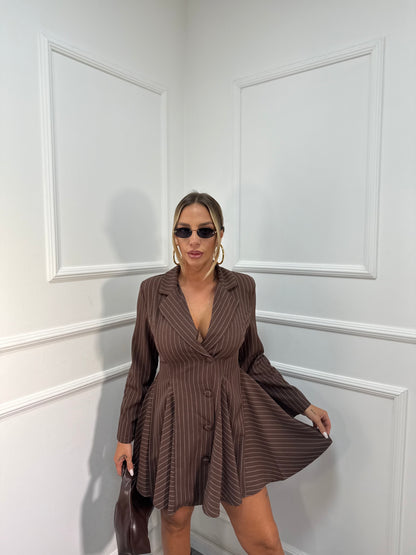 Abito gessato Paola cacao 39388