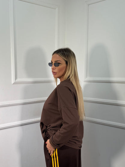 Shirt in pile Times cioccolato