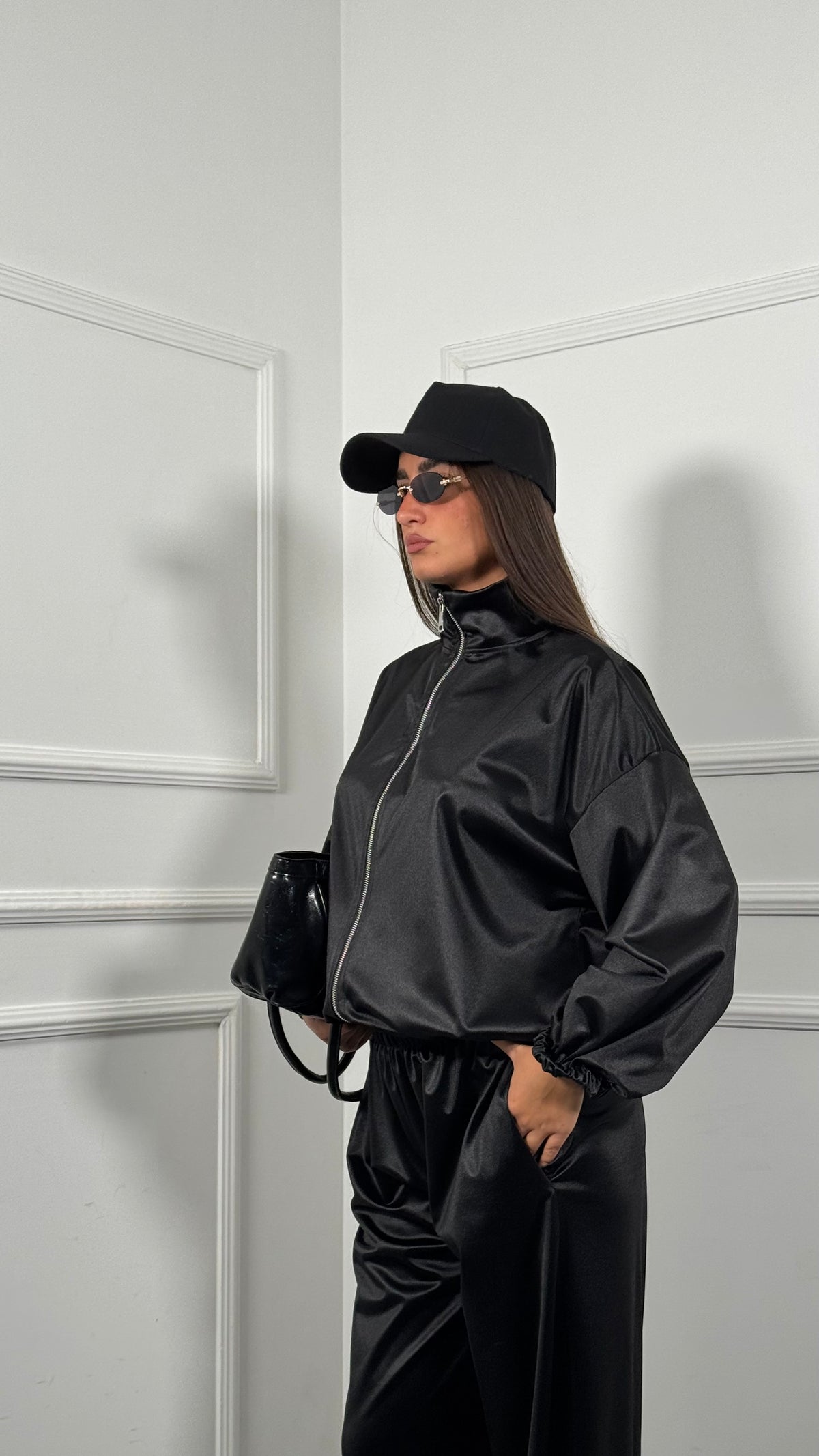 Coordinato tuta in raso Glow nero m8776