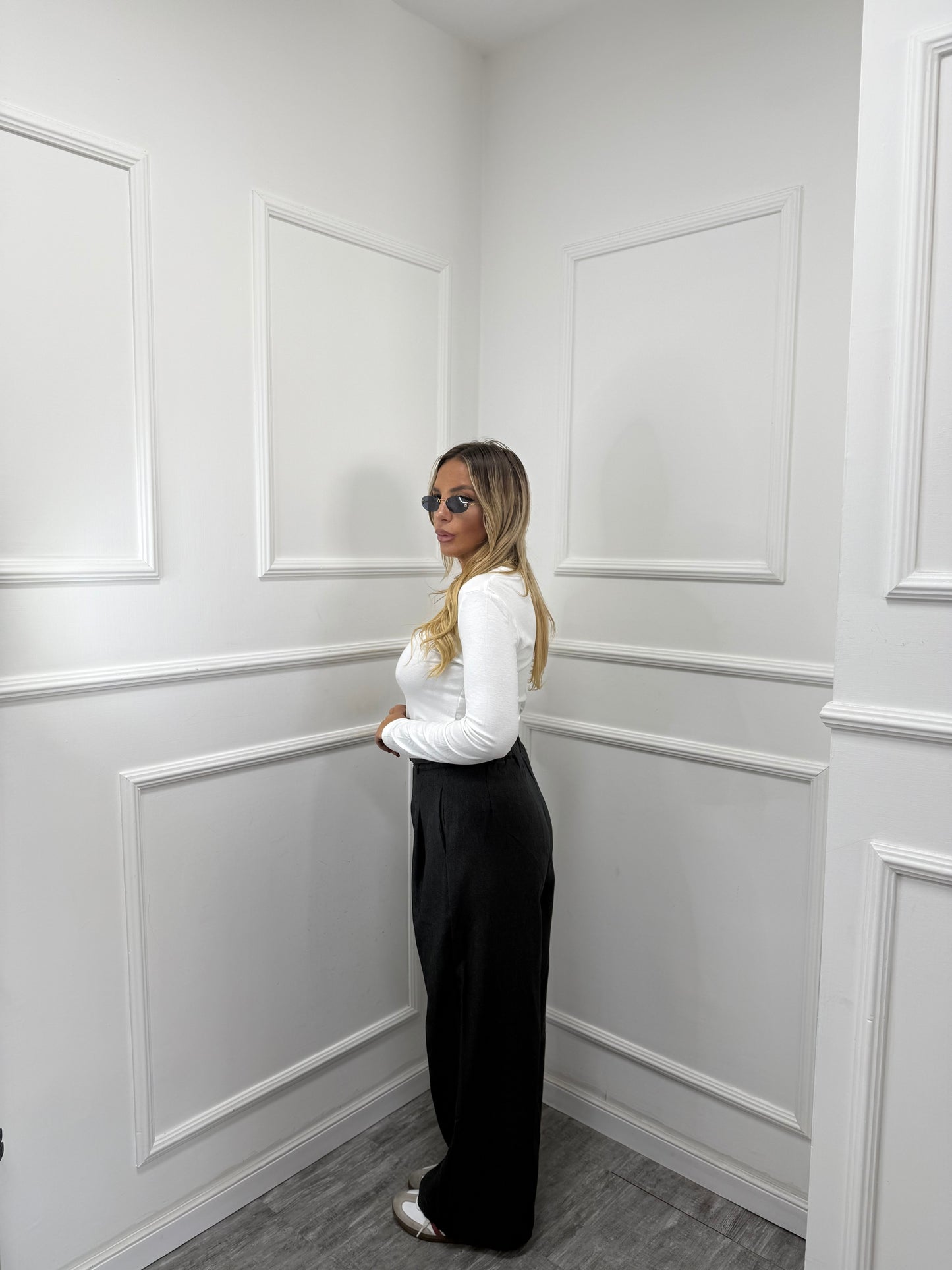 Pantaloni con cinturino grigio fumo mbx15711