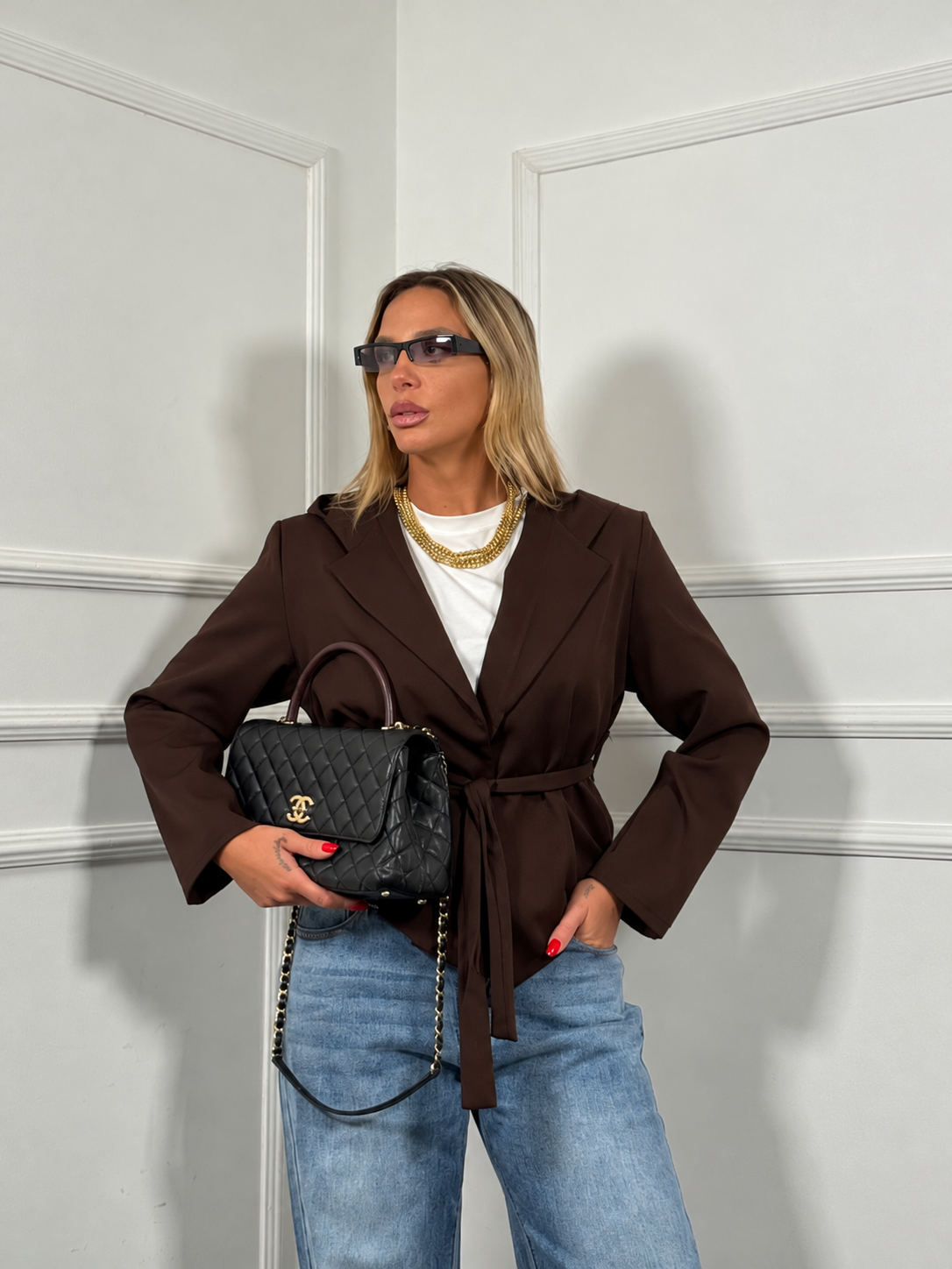 Giacca crop avvitata con cappuccio Illynois marrone 22837