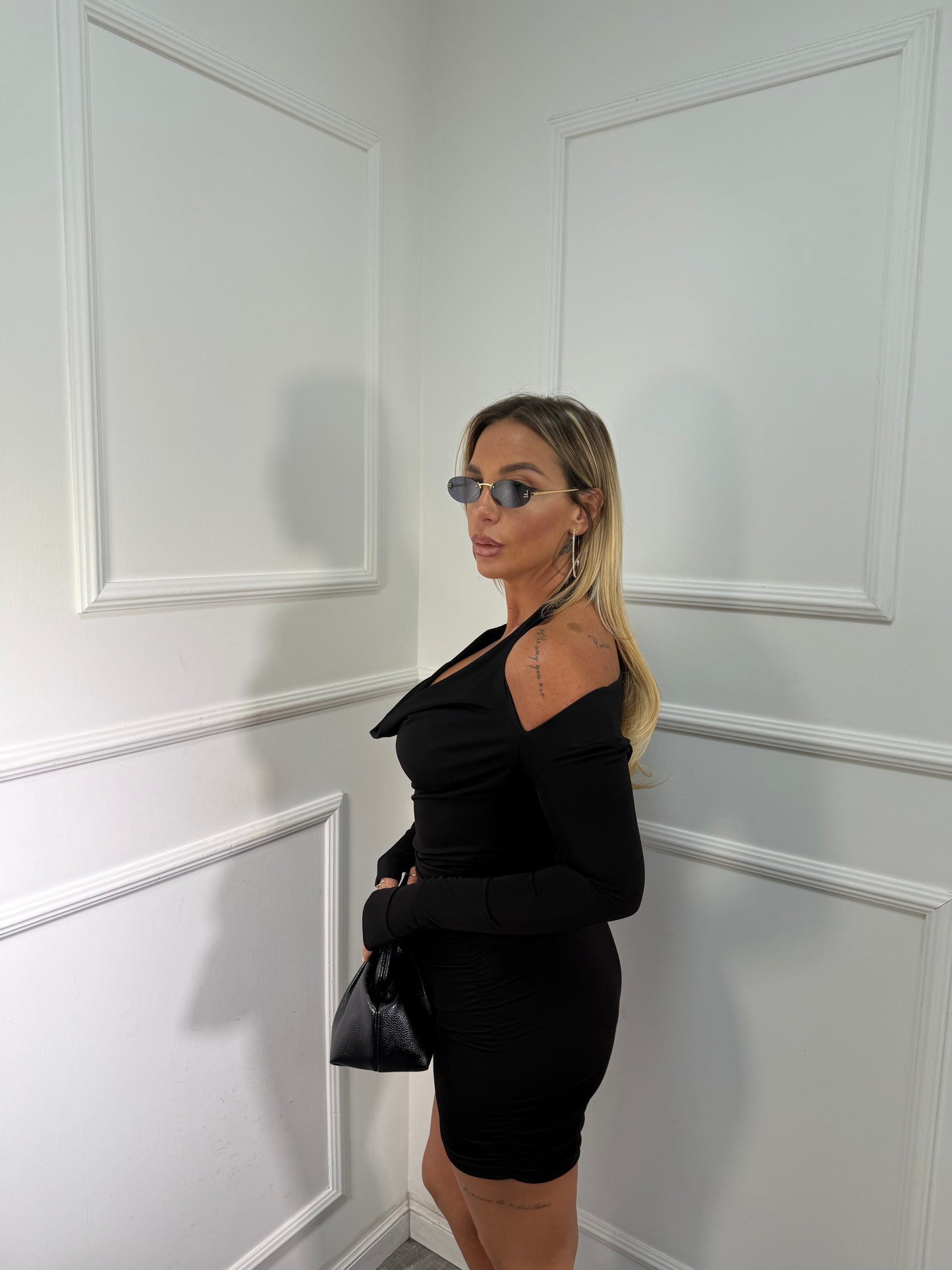 Abito scollo sciallato in lycra Ginny nero 1122