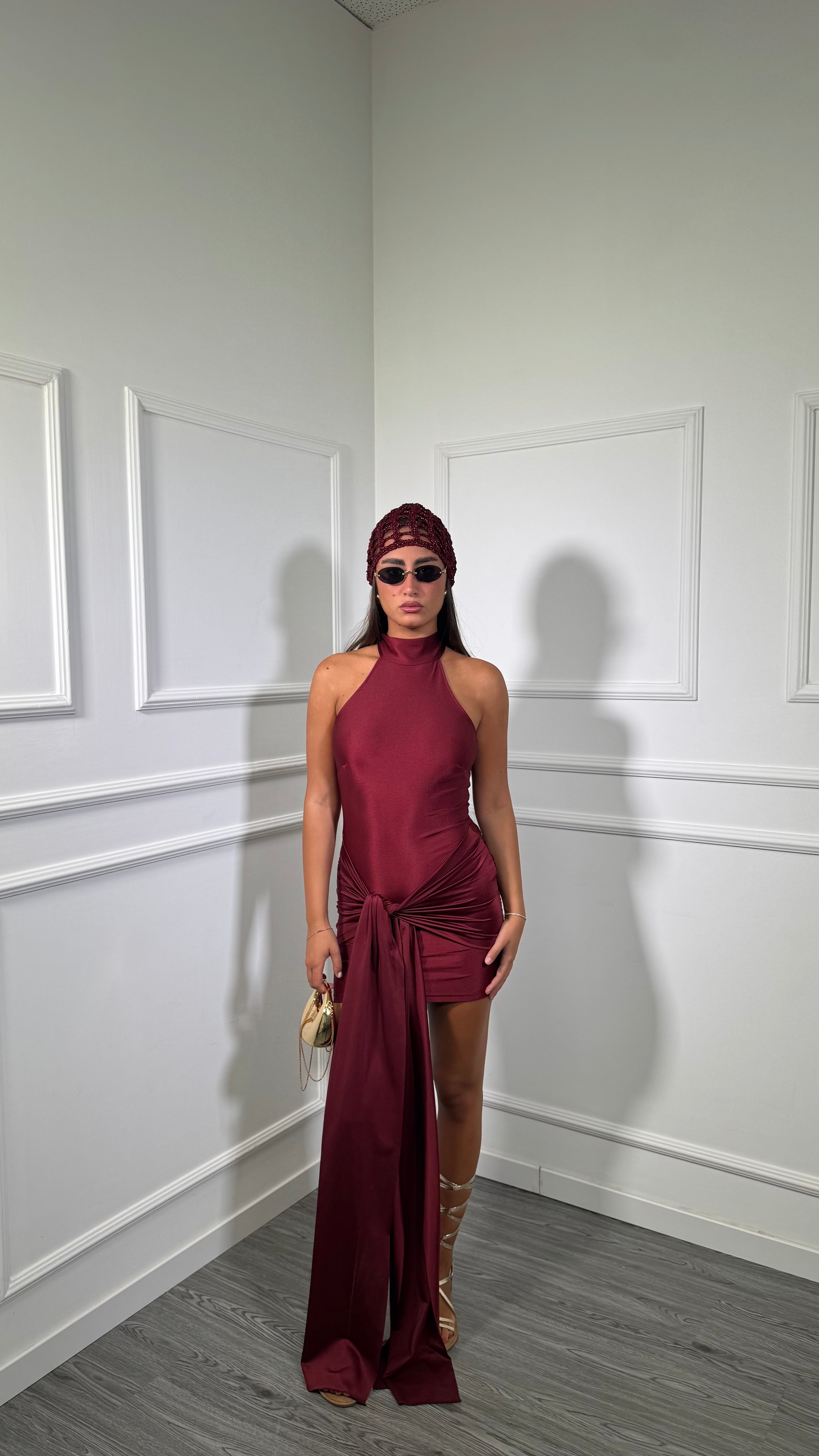 Abito corto in lycra con fusciacca Andromeda bordeaux 25765