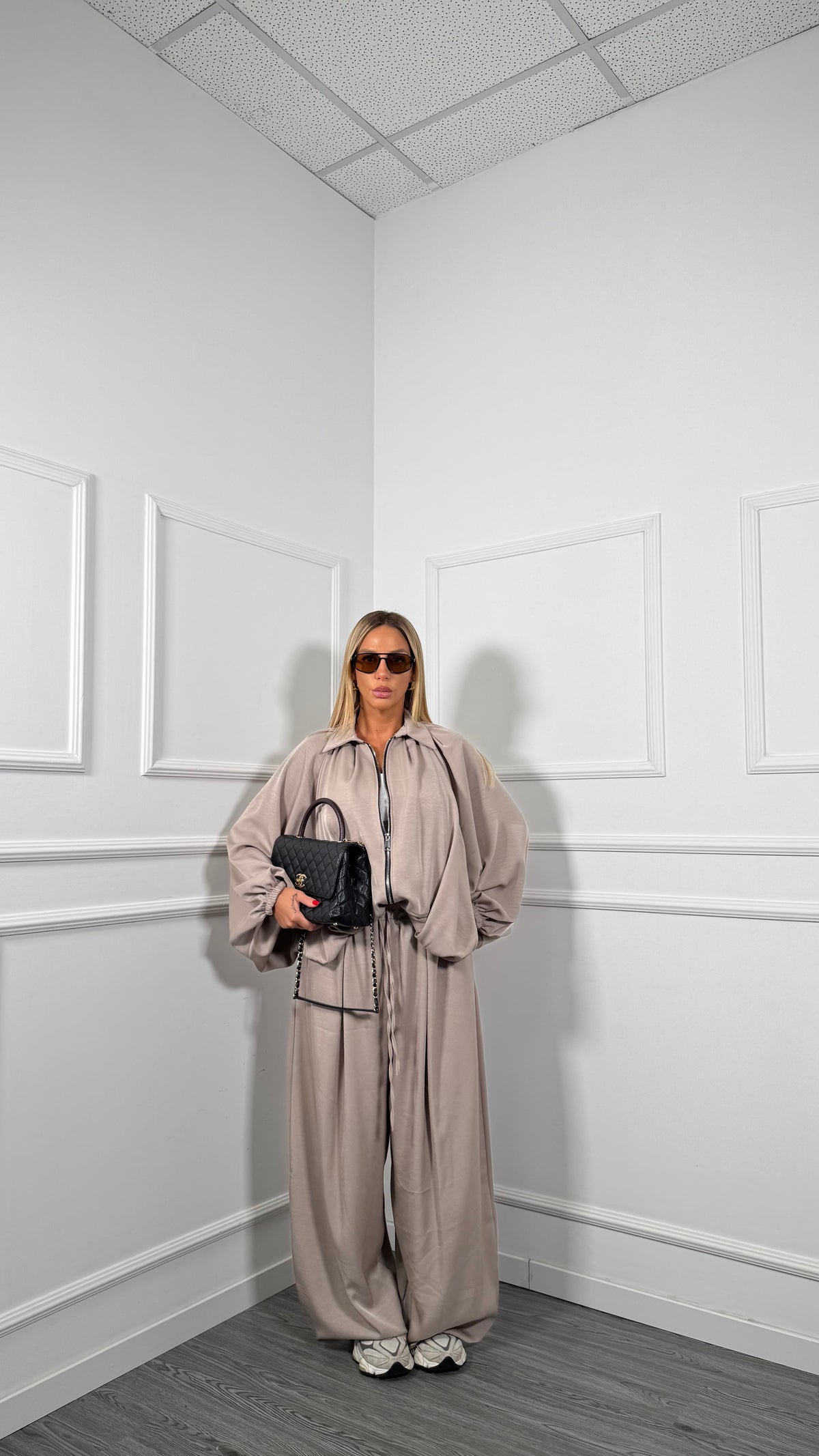Coordinato oversize effetto satin Siviglia taupe 885871