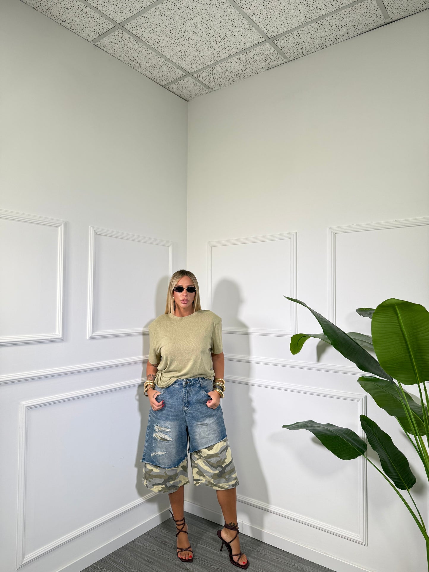 Bermuda in denim/militare Kendra 1253