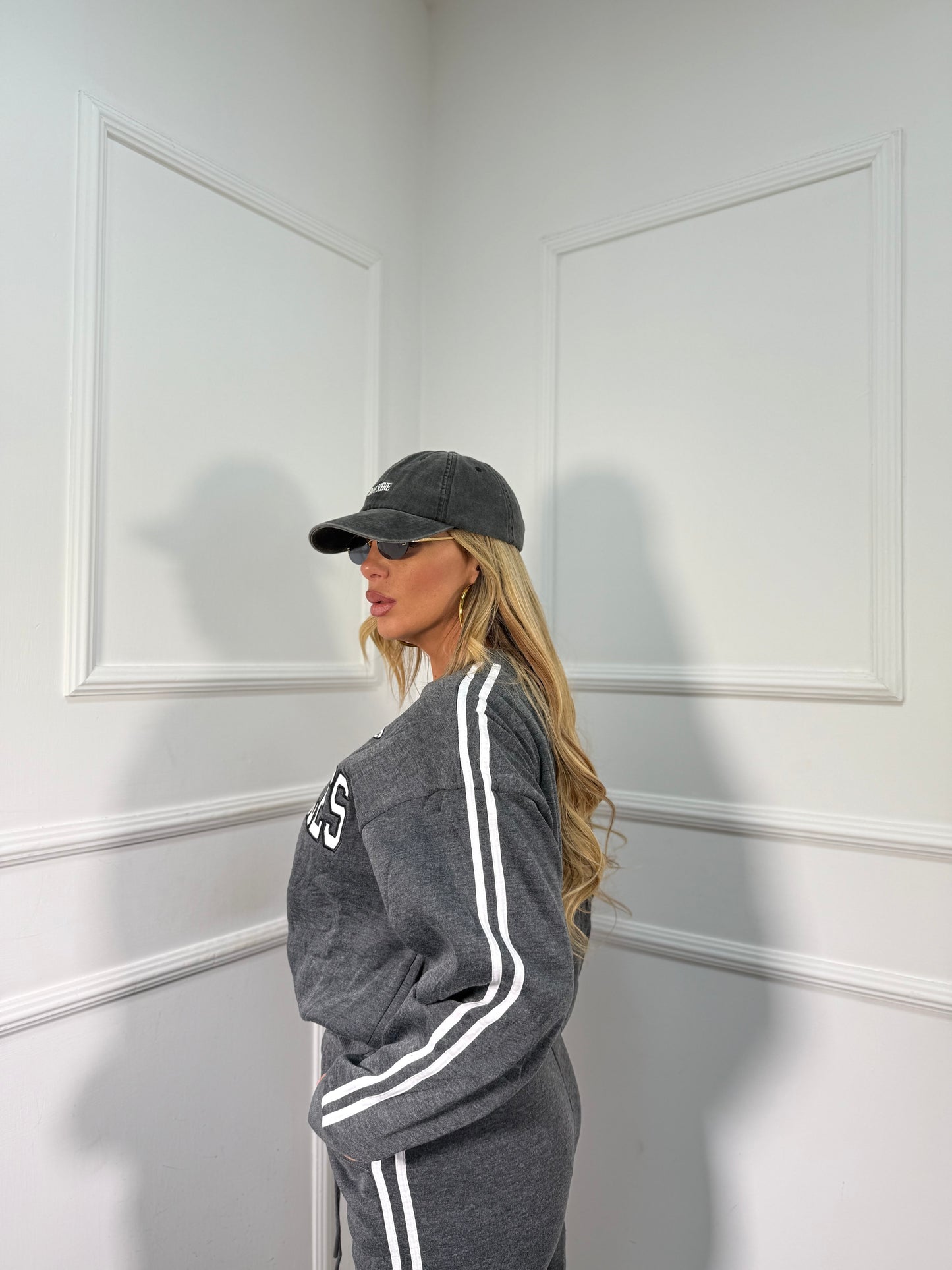 Coordinato in tuta Los Angeles grigio scuro rt723