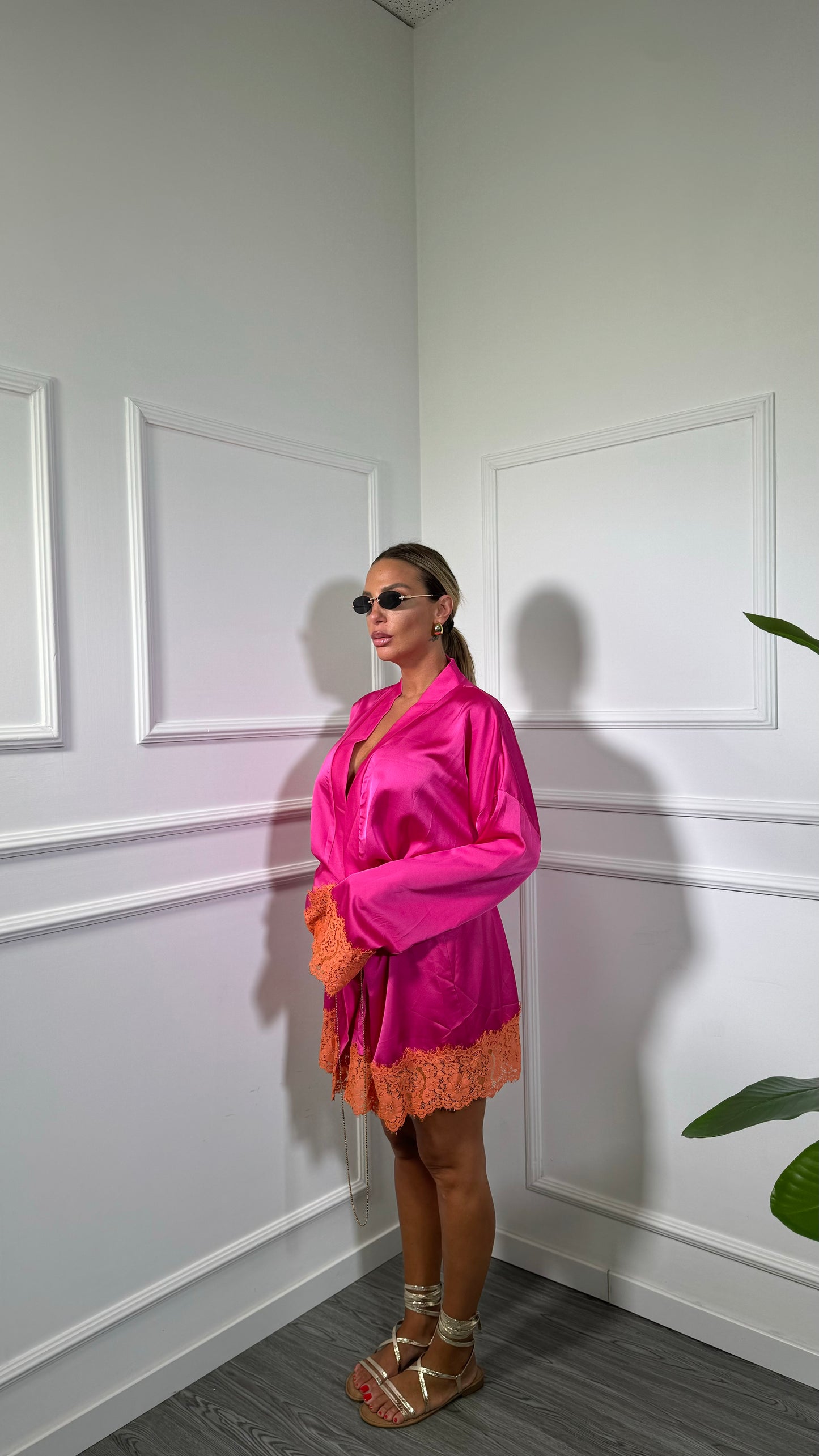 Kimono in satin e pizzo Kesya fucsia 1581