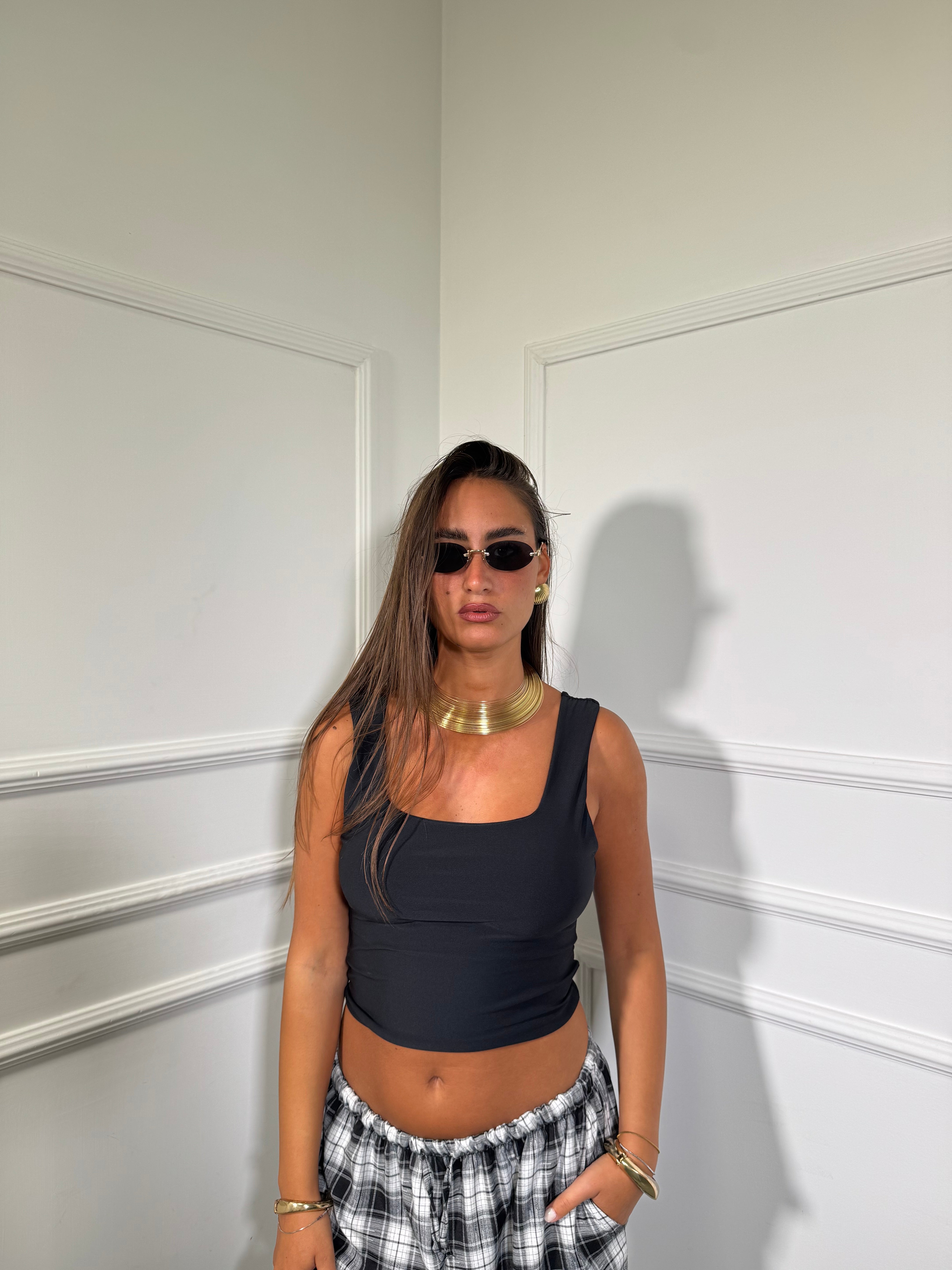 Top in lycra scollo squadrato Bernys nero