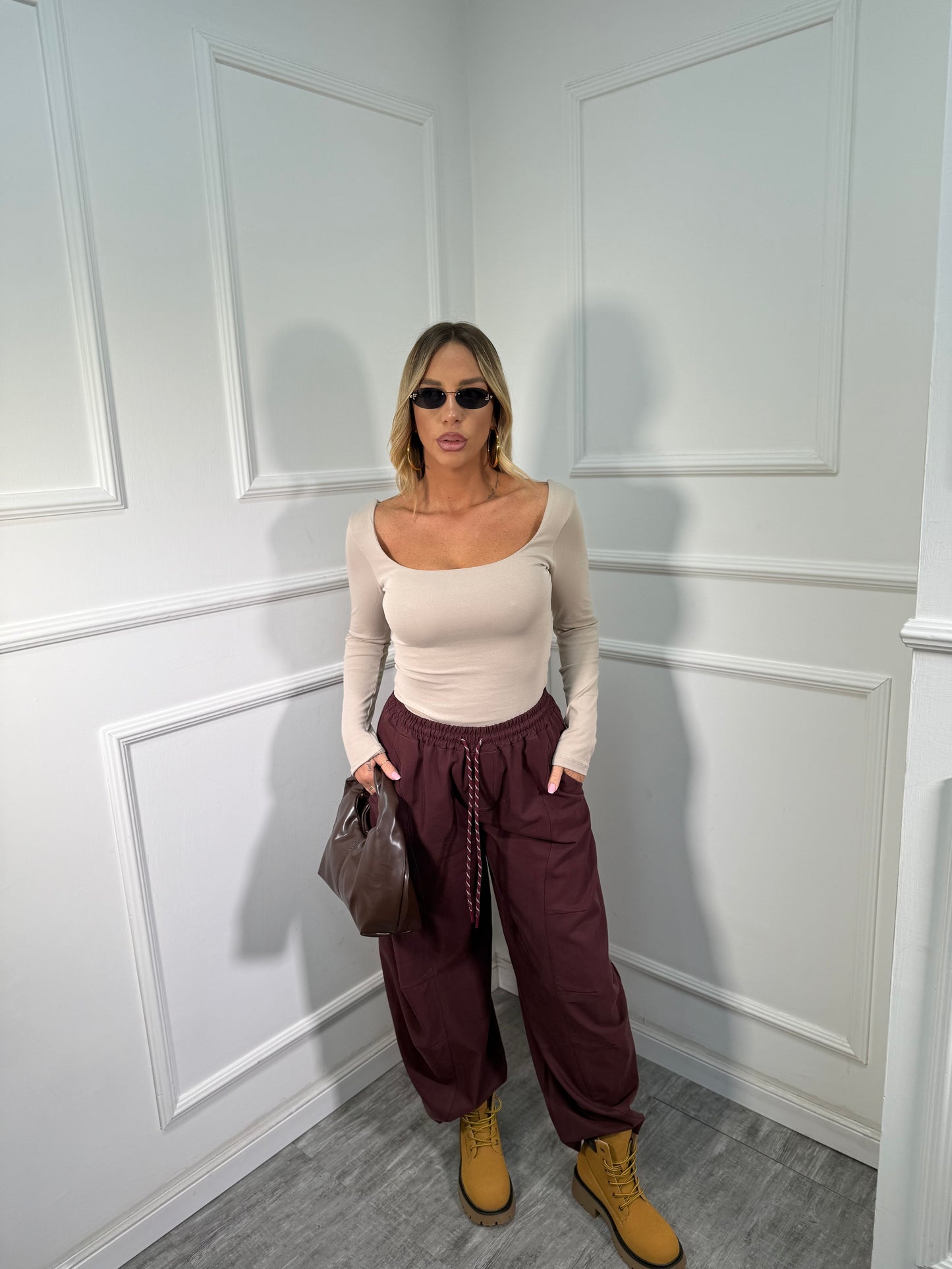 Pantaloni maxi balloon bordeaux by justwest 2618p