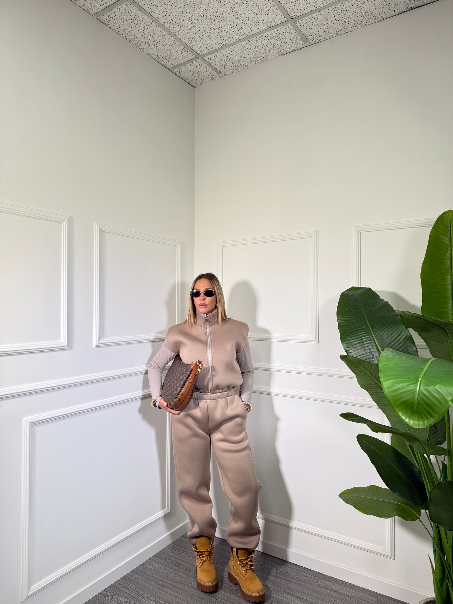 Triset tuta in neoprene con shirt Dallas taupe 8623