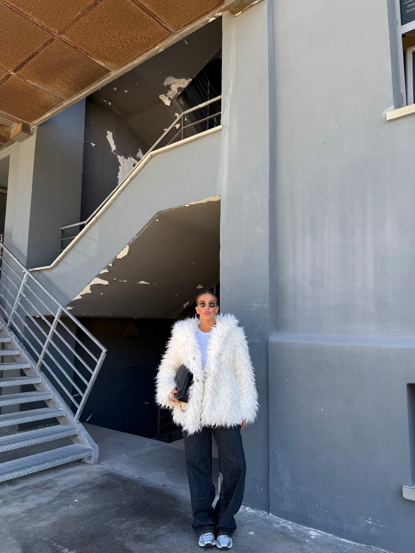 Ecofur Mongolia bianca pj8201