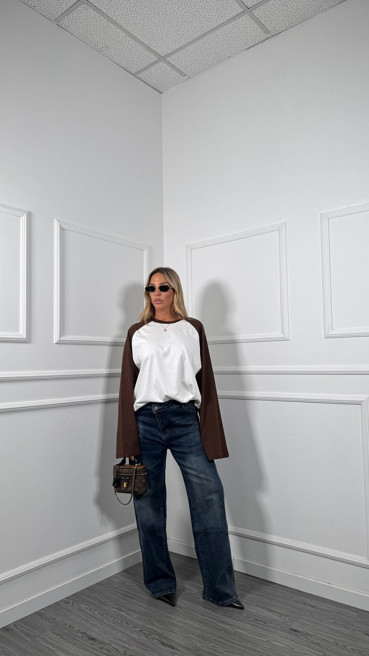 Shirt oversize manica ampia by lumina bianco/cioccolato