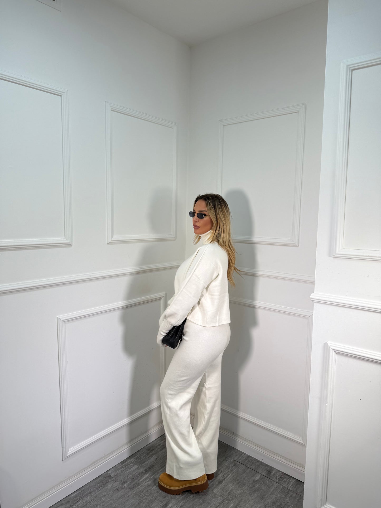 Coordinato lana rasata collo alto Alaska bianco g106