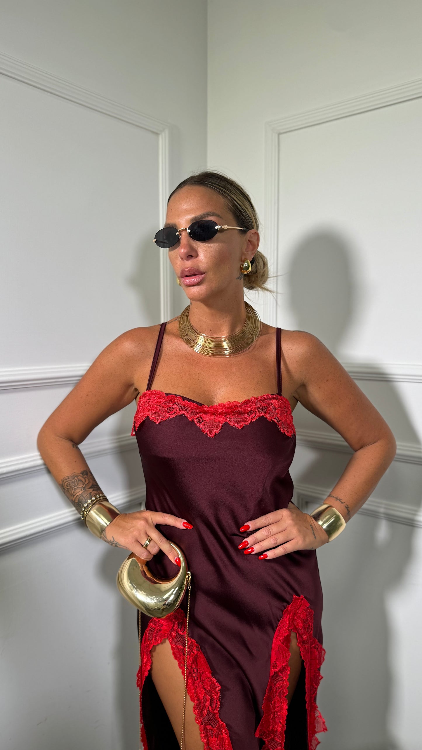 Abito lungo in satin con pizzo Conca vinaccia hp10238