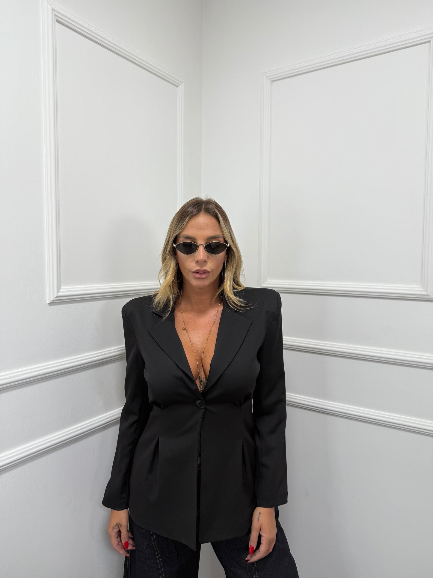 Blazer con spalline Corinne nero 22586