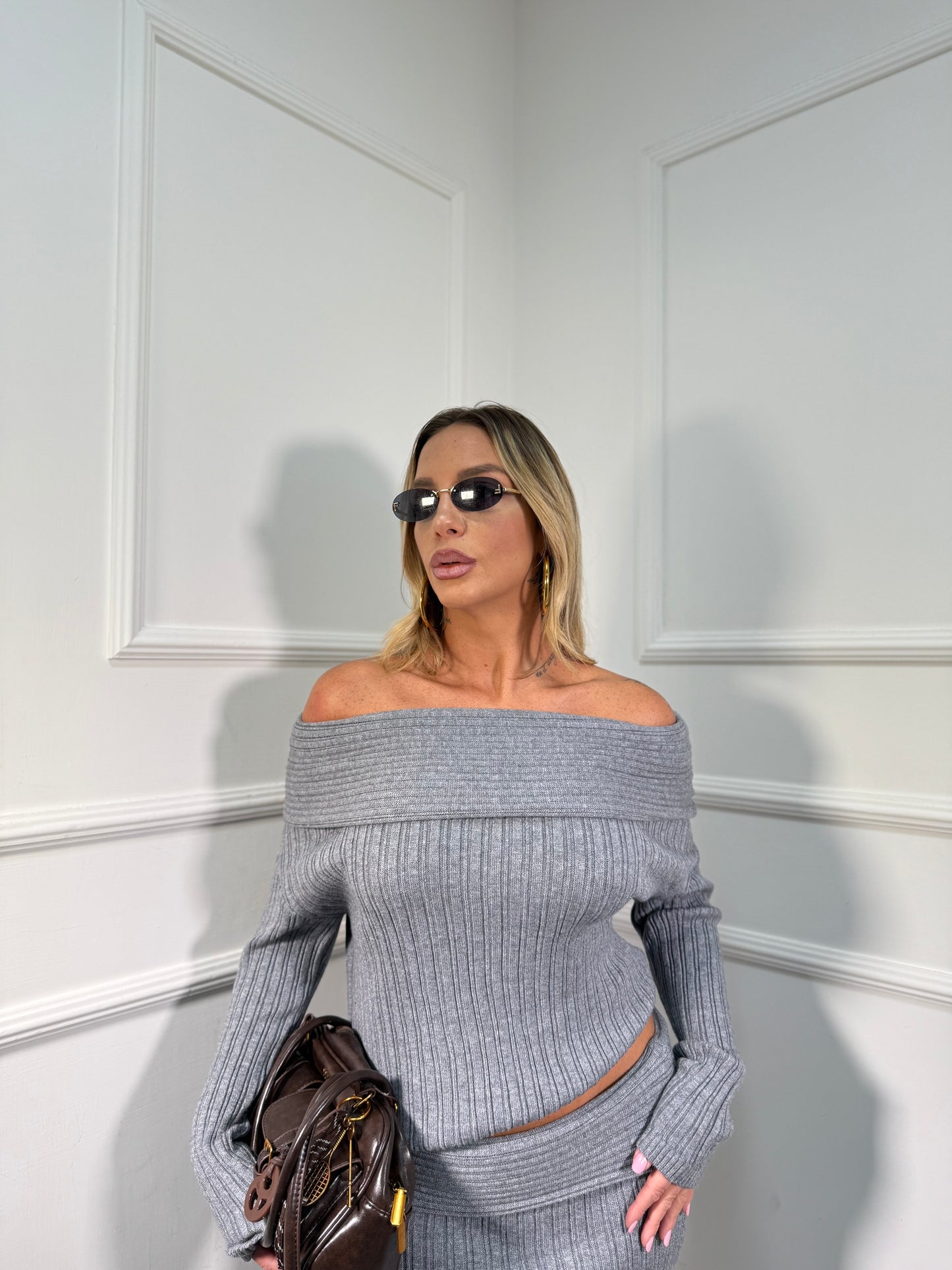 Coordinato a costine scollo a barca Shanty grigio g173