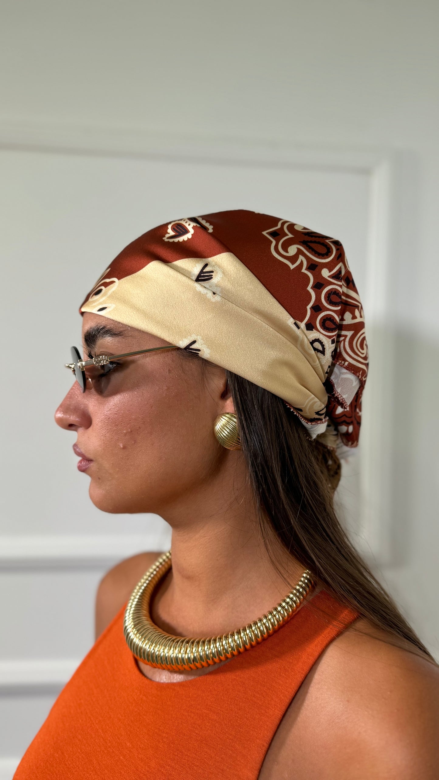 Pareo in satin + bandana fantasia paisley Raya coccio/champagne