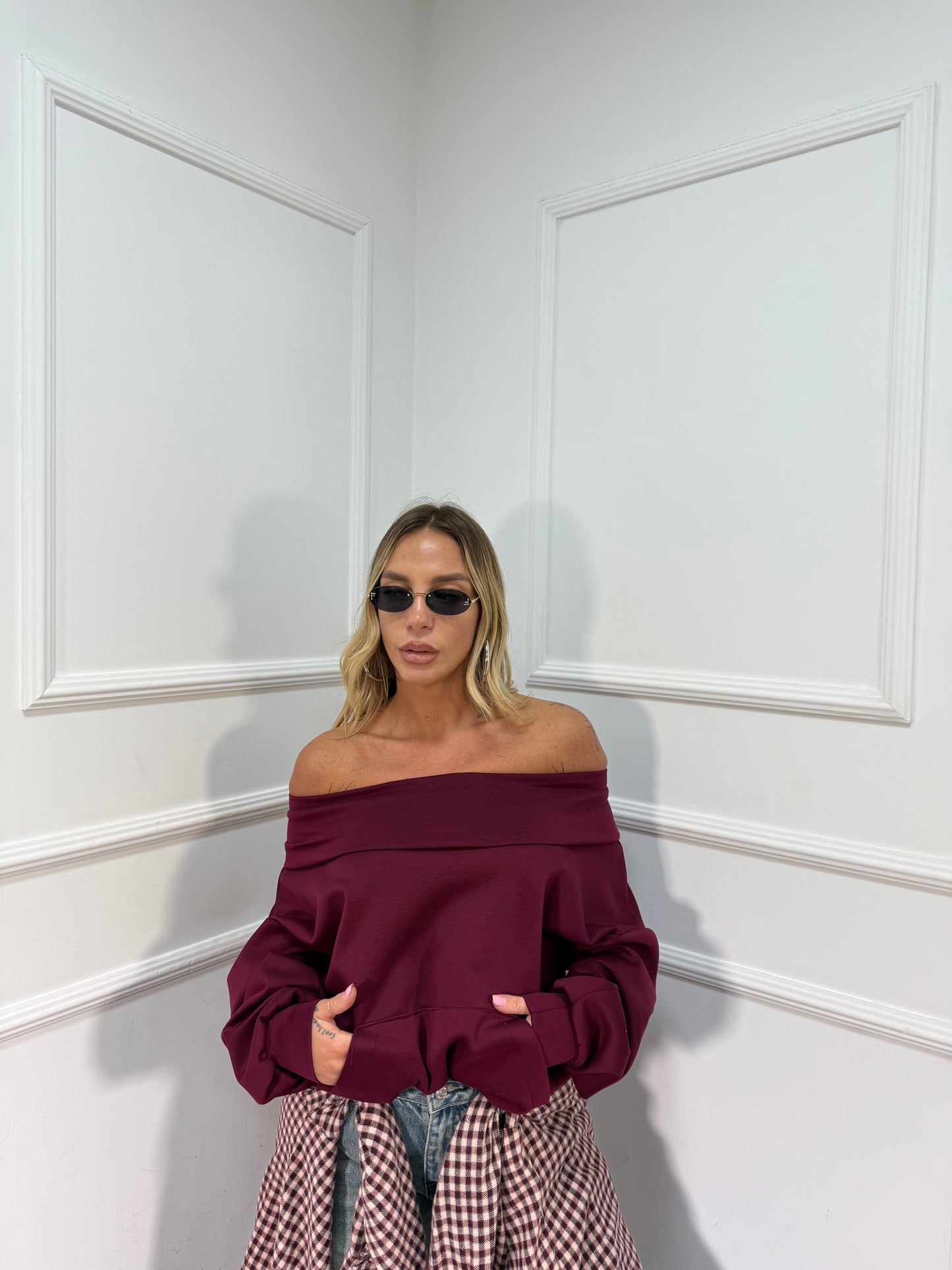 Felpa scollo a barca bordeaux 97037