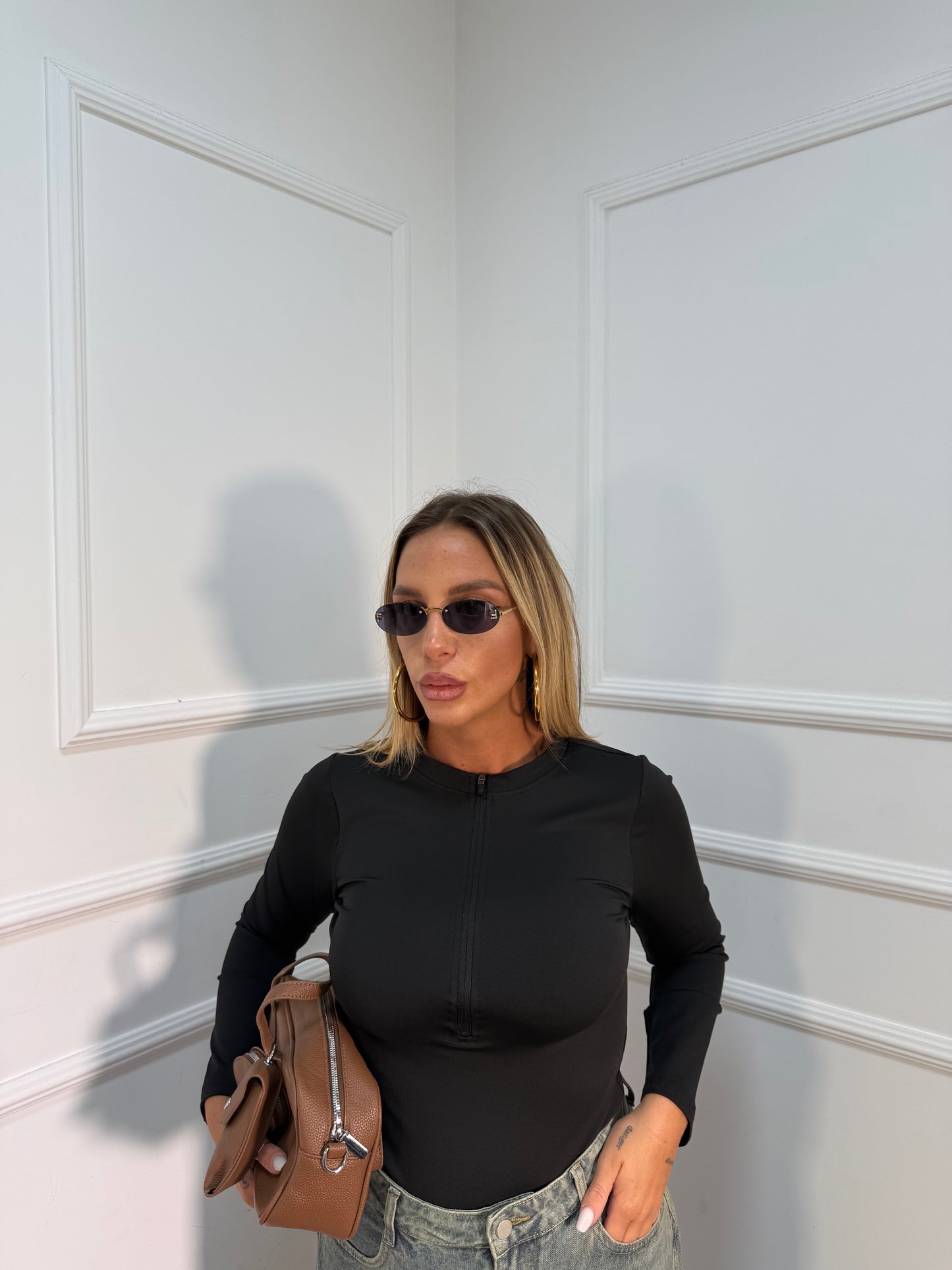 Body con zip modellante nero bzm022