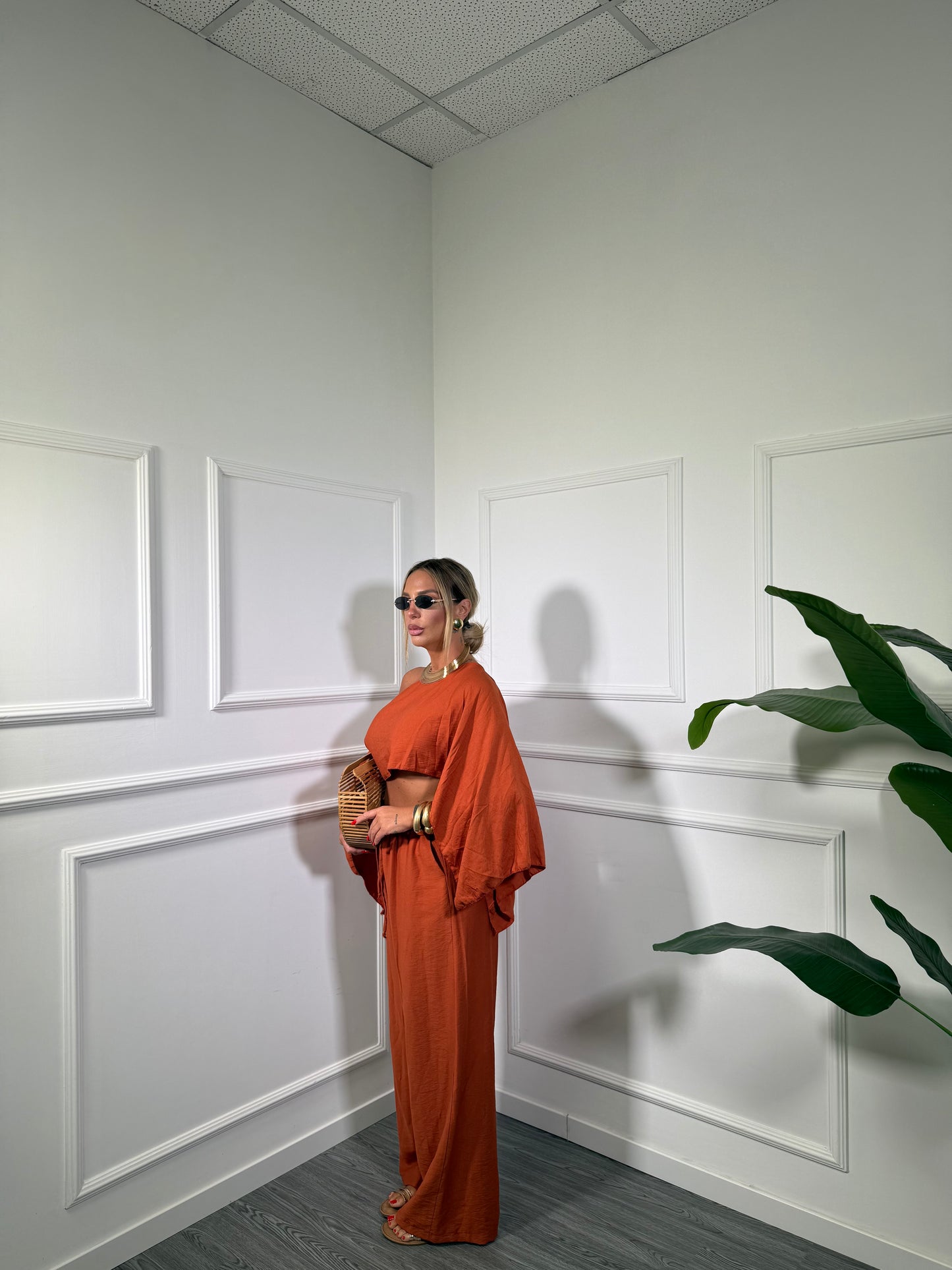 Coordinato in viscosa con top asimmetrico Clodia arancio 7060