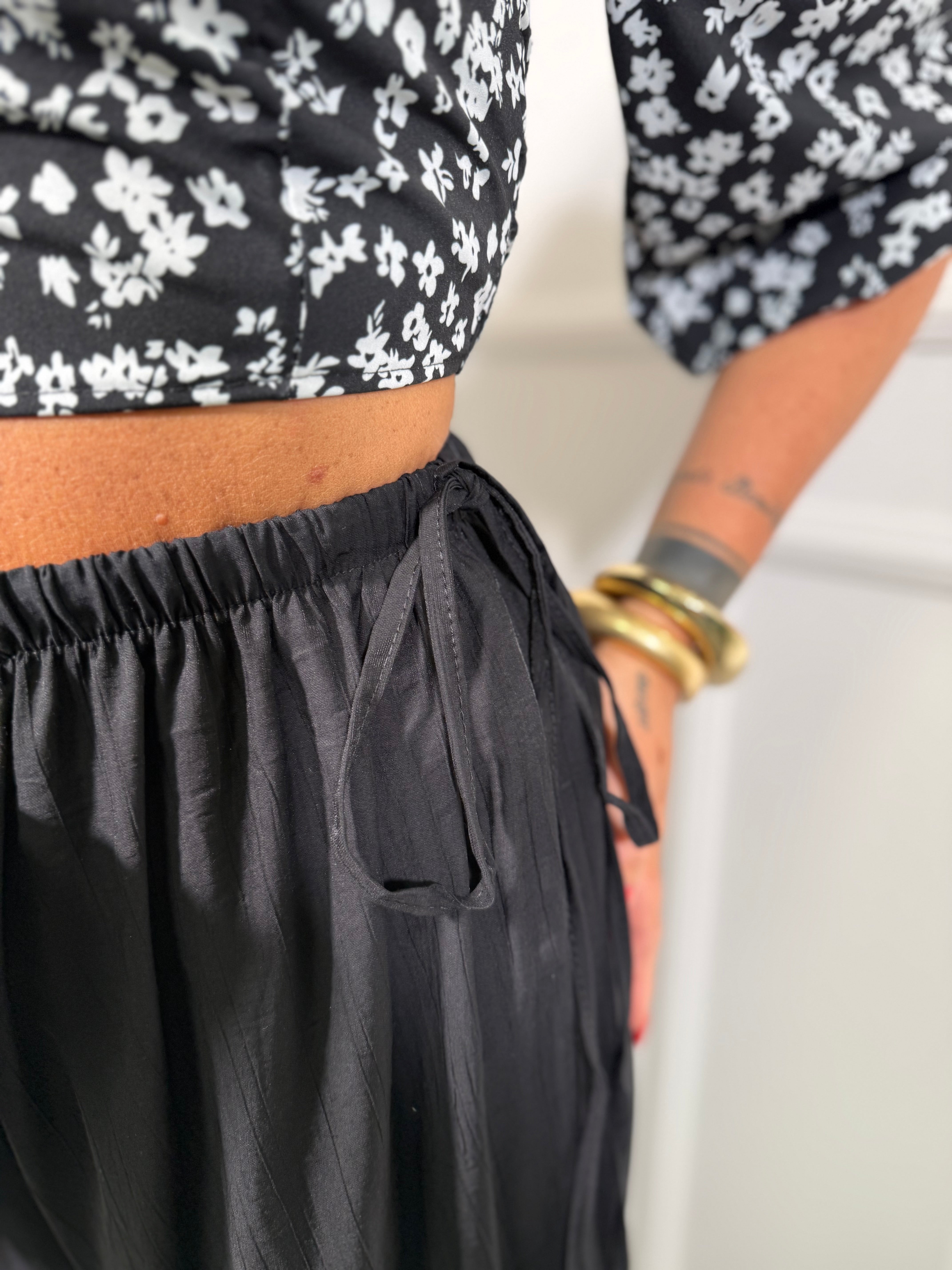 Pantaloni balloon in viscosa Malibú nero nf9304
