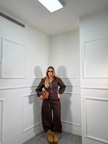 Coordinato in tuta con felpa crop Jeremy cioccolato 97065